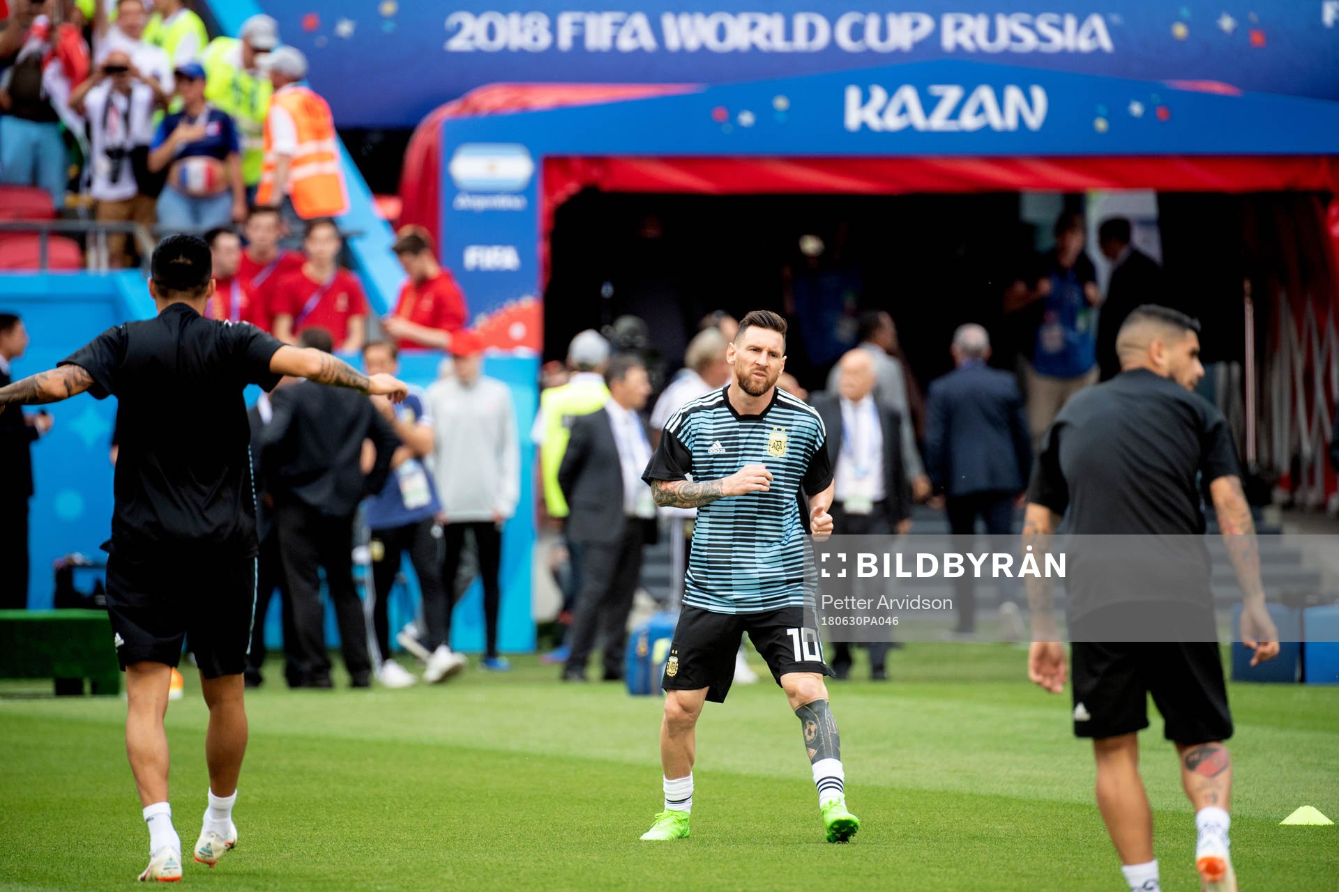 Lionel Messi of Argentina prior the FIFA World Cup round of