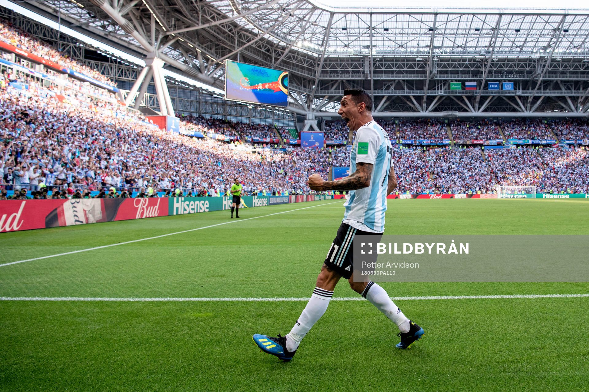 Angel Di Maria of Argentina celebrates