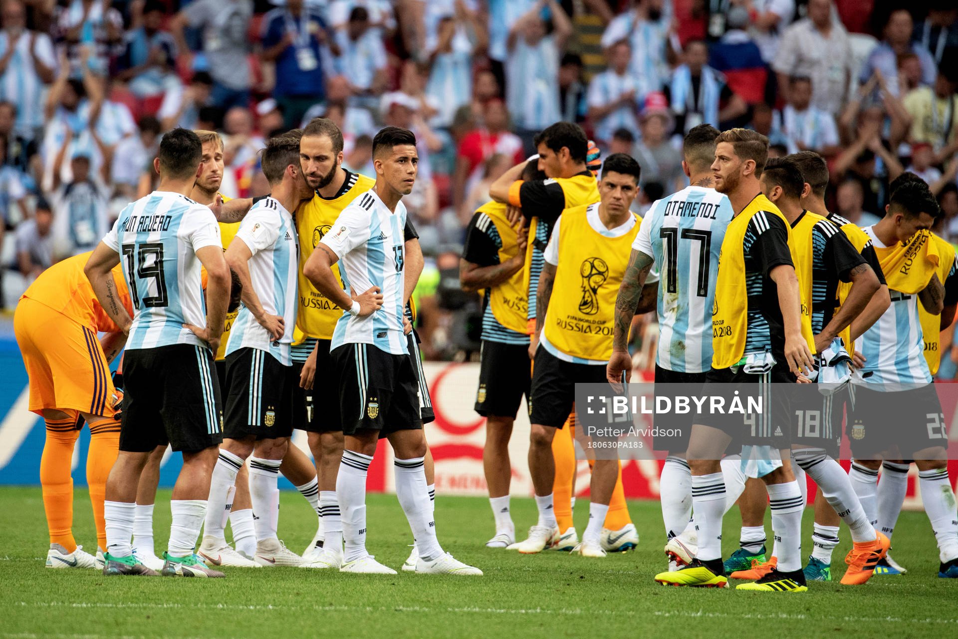 Players of Argentina looks dejected