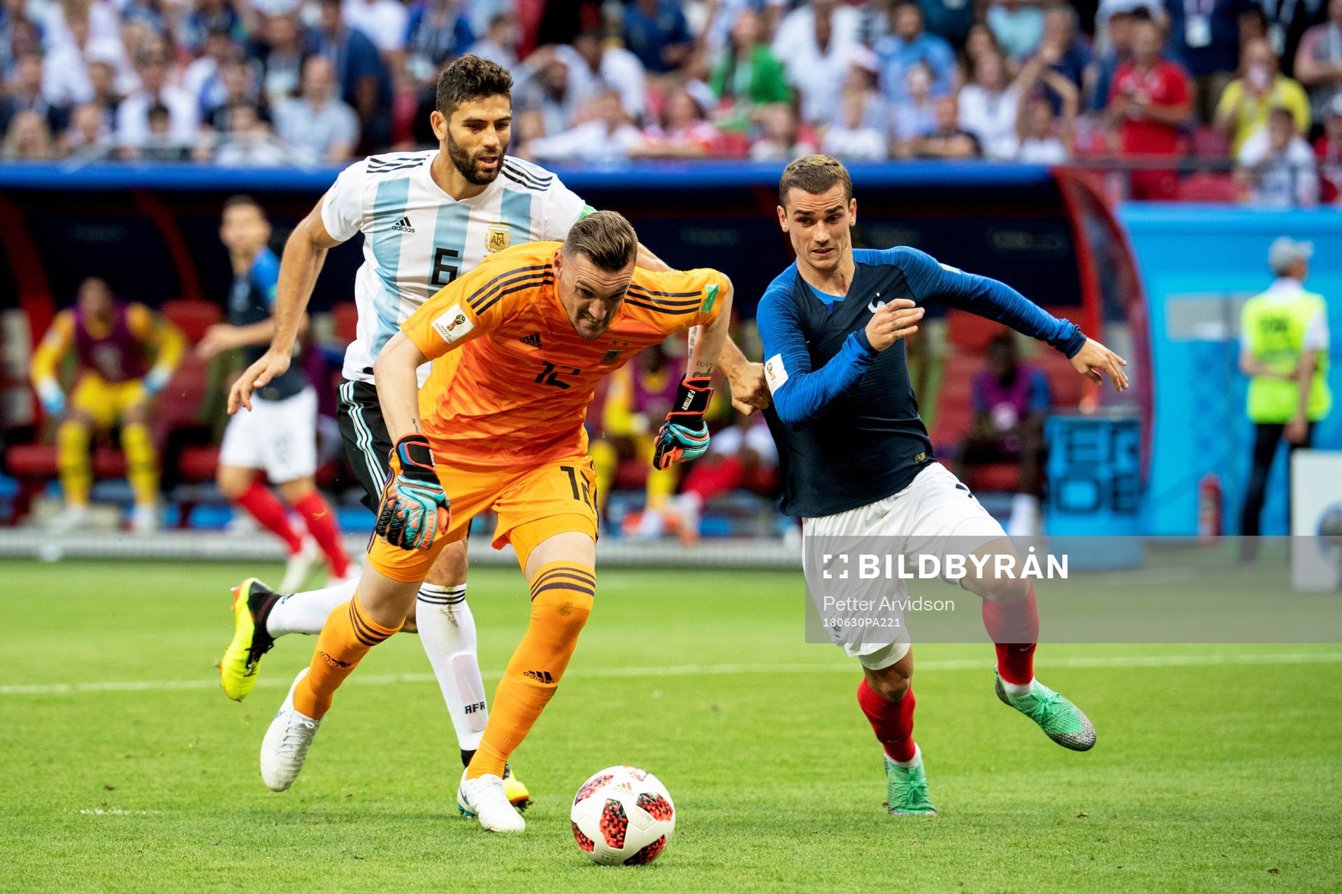 goalkeeper Franco Armani of Argentina and Federico Fazio of