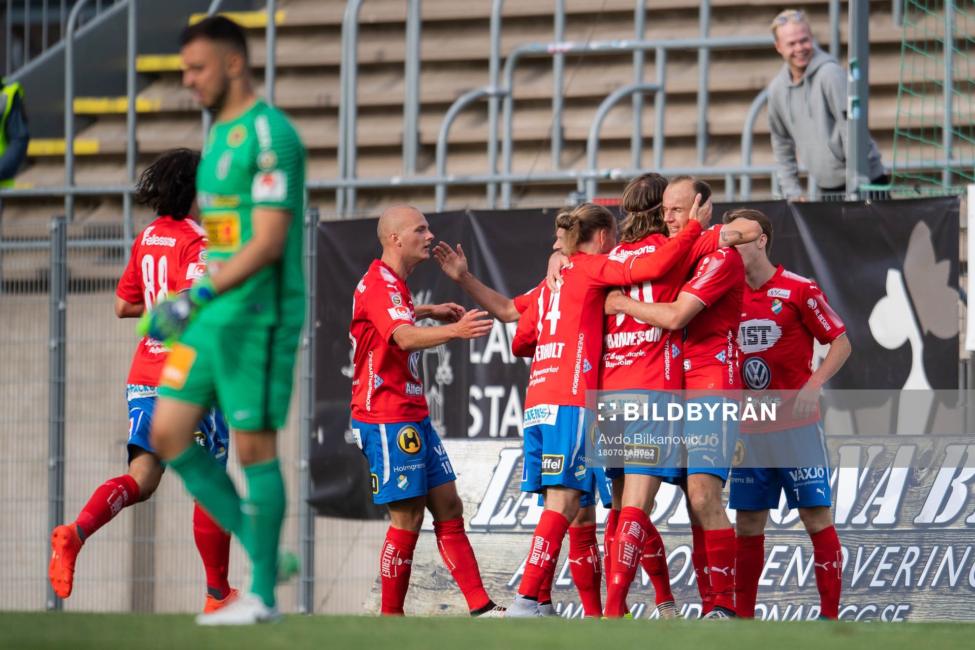 Östers Dragan Kapcevic jublar under fotbollsmatchen i Superettan mellan Landskrona och Öster den 1 juli 2018 i Landskrona.