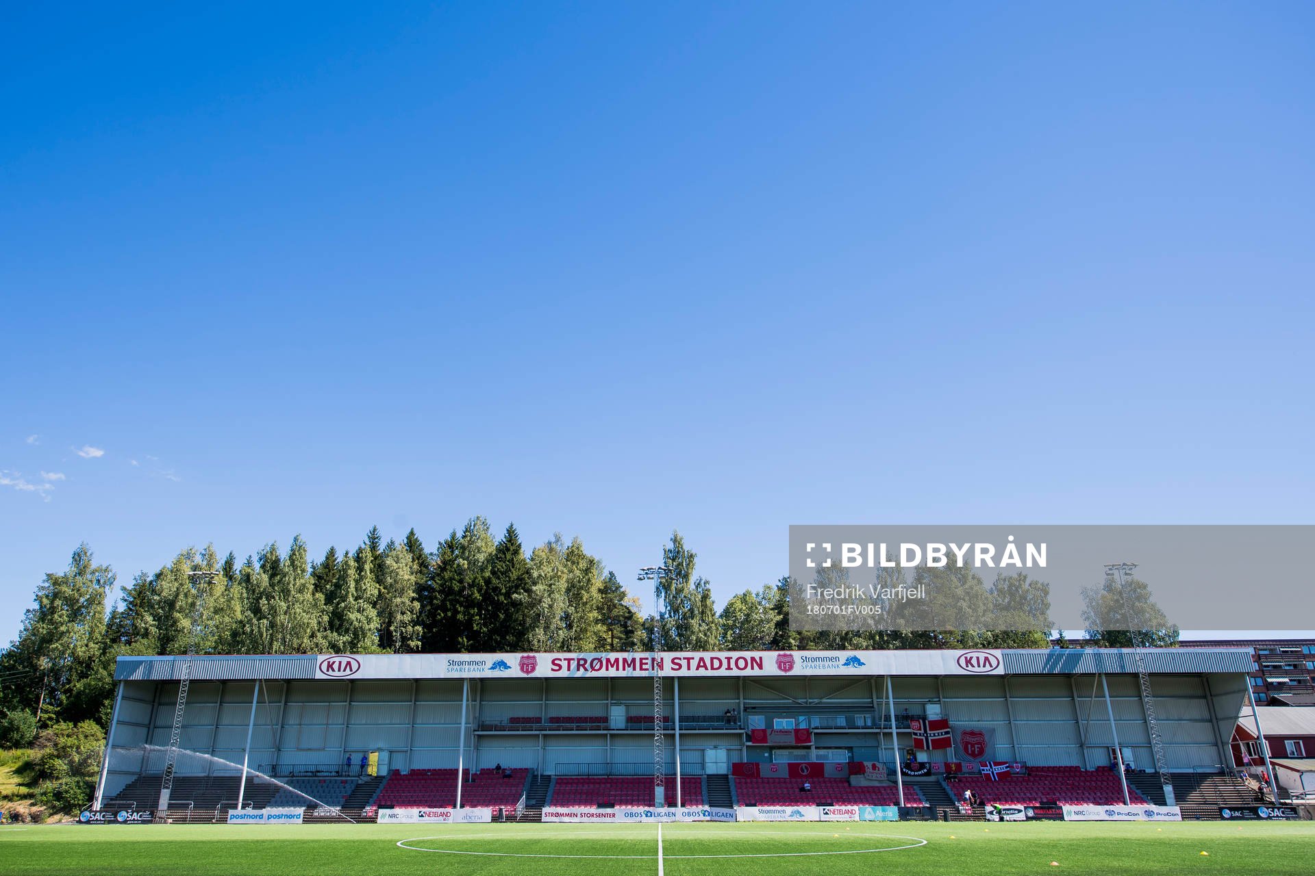 General view of Strømmen stadion
