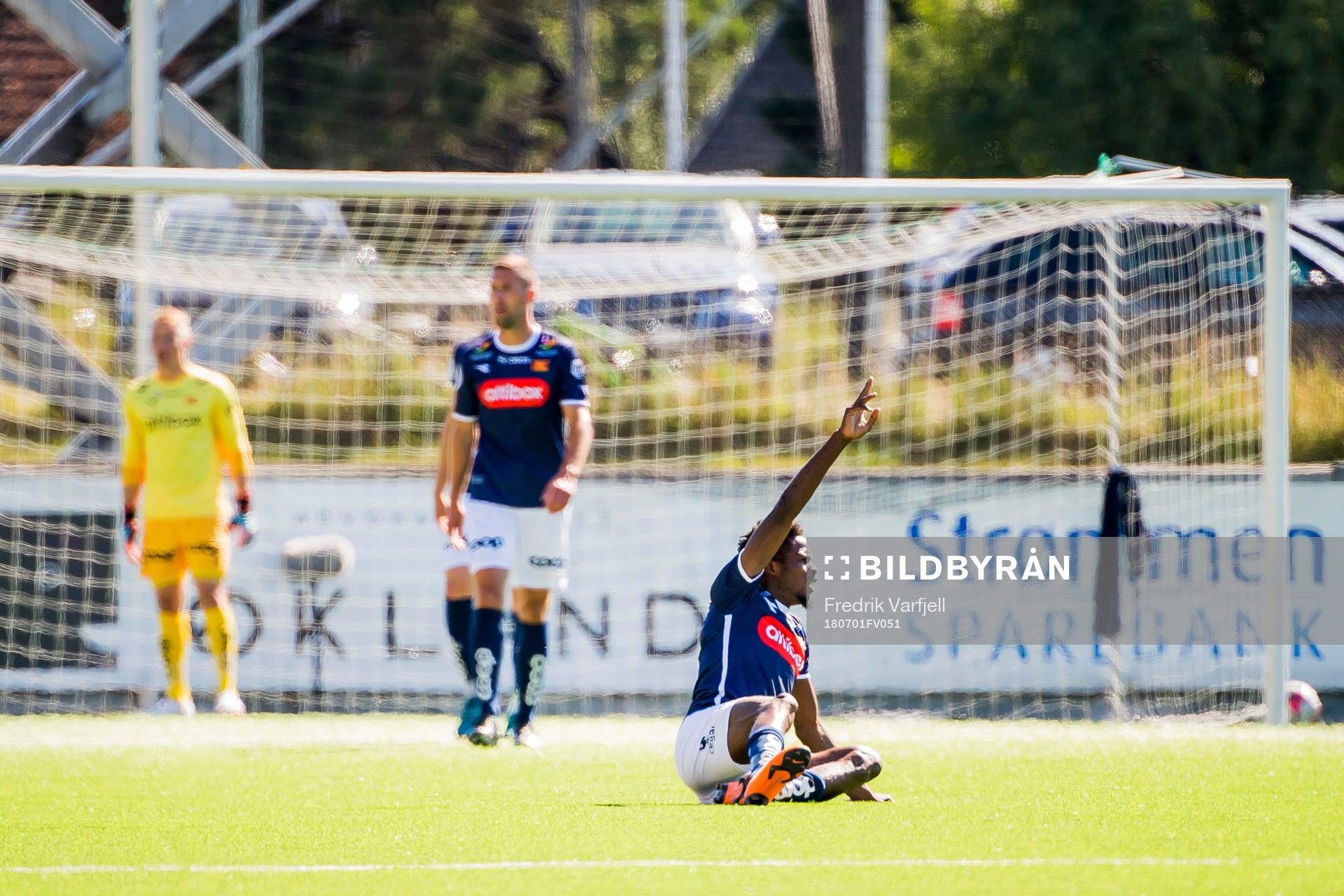 Usman Sale of Viking with an injury