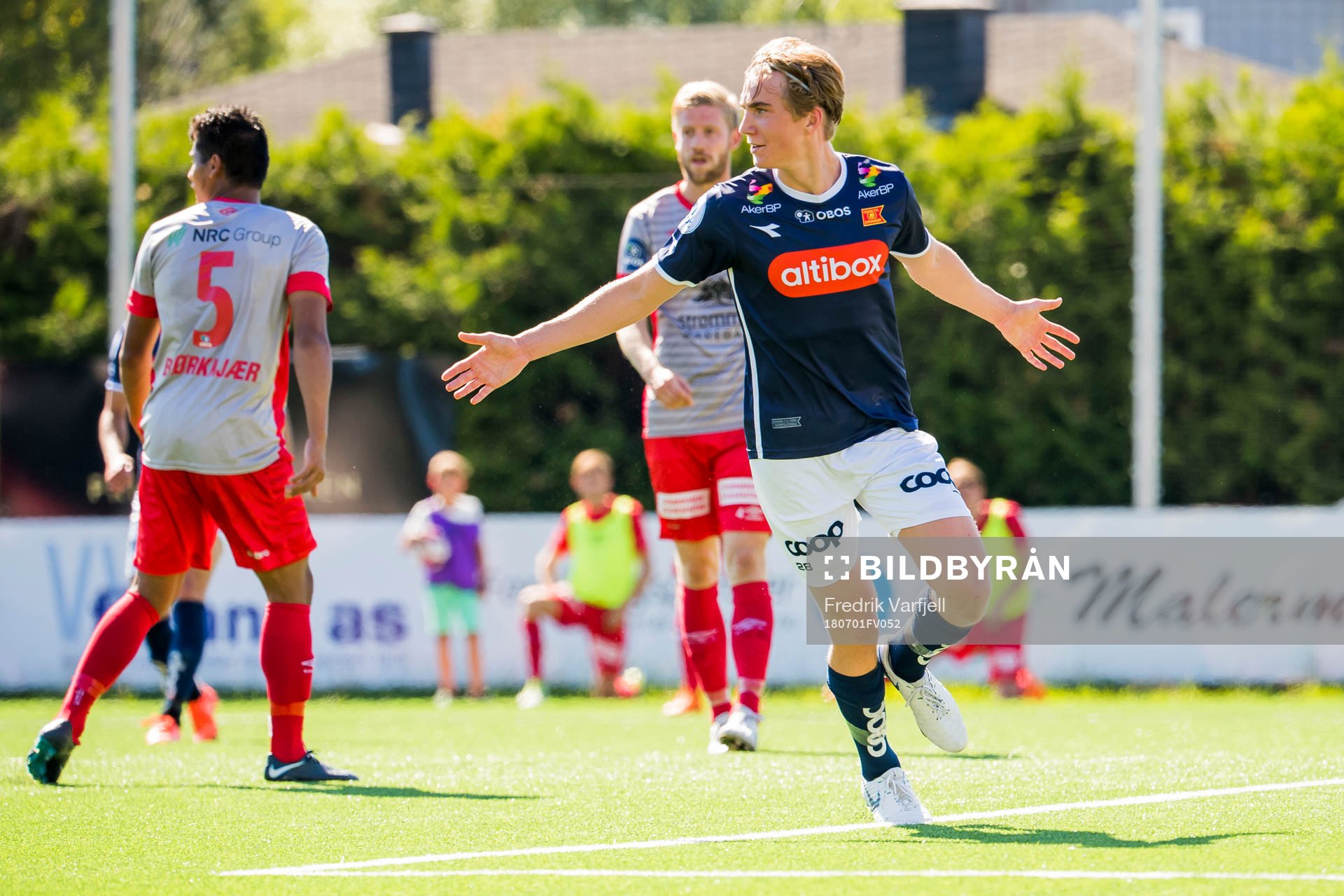 Kristian Thorstvedt of Viking celebrates