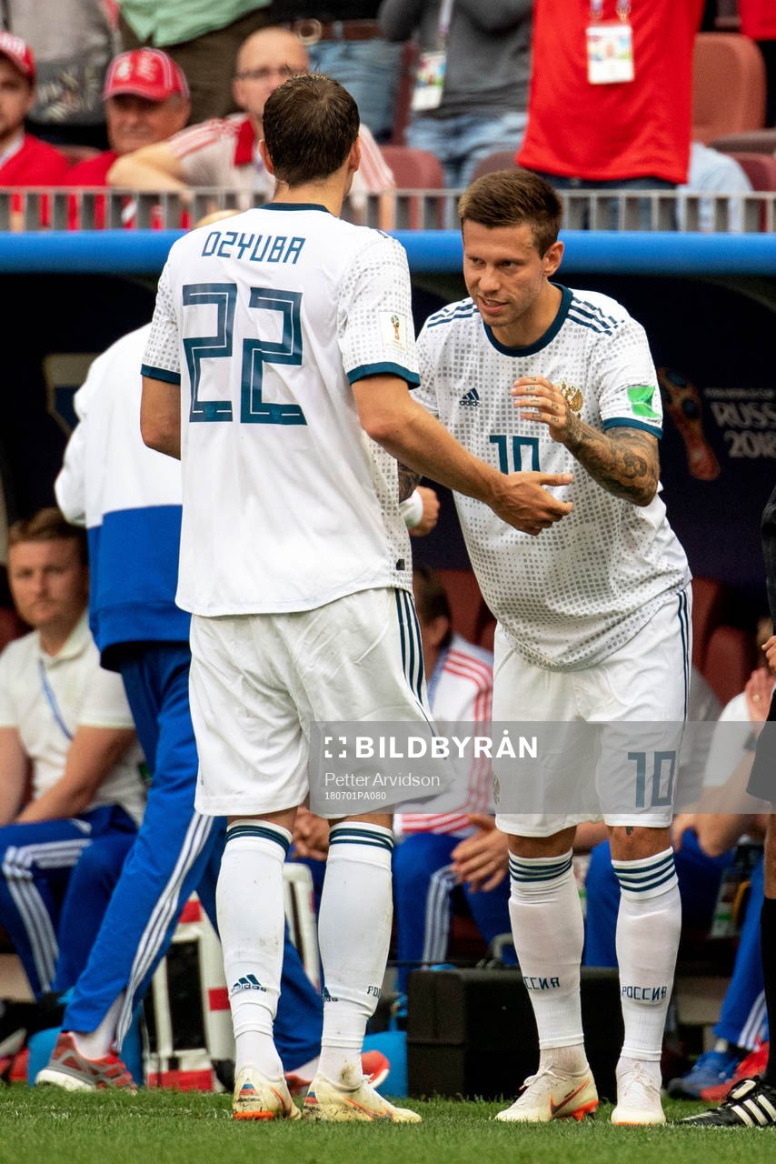 Artem Dzyuba and Fedor Smolov of Russia