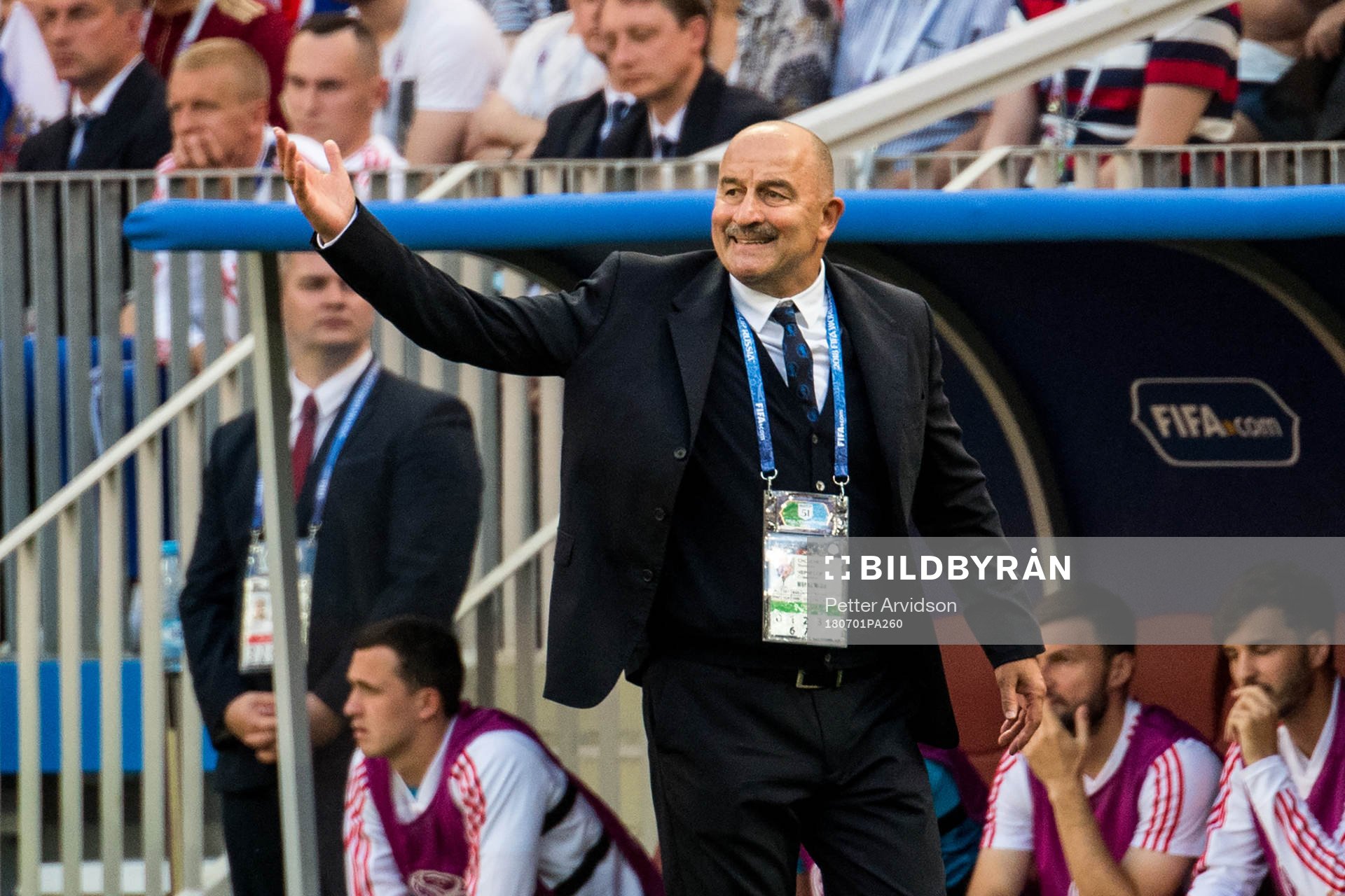 Head coach Stanislav Cherchesov of Russia