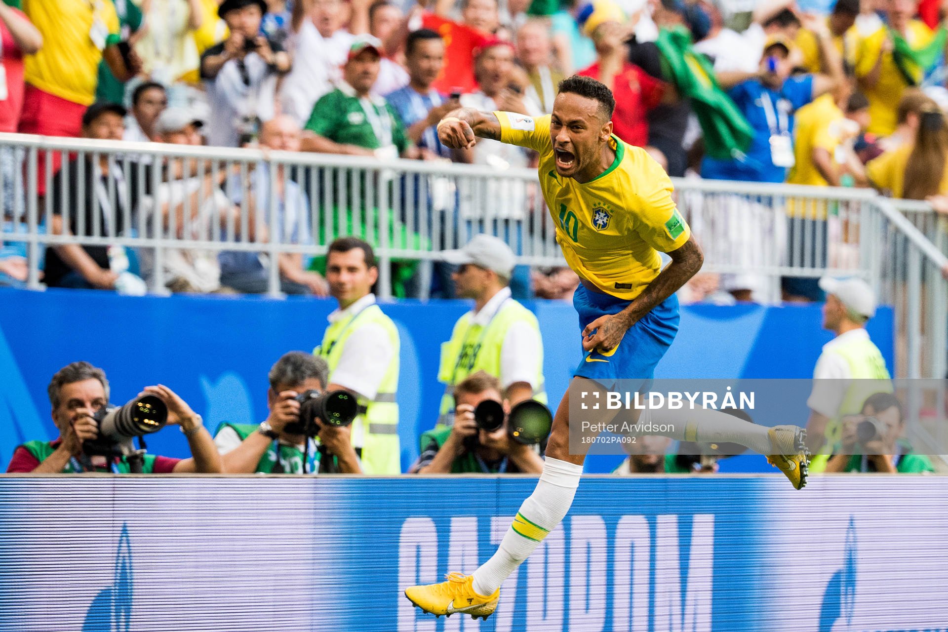 Neymar of Brazil celebrates the 1-0 goal during the FIFA World Cup round of 16 match between Brazil and Mexico on July 2, 2018 in Samara.