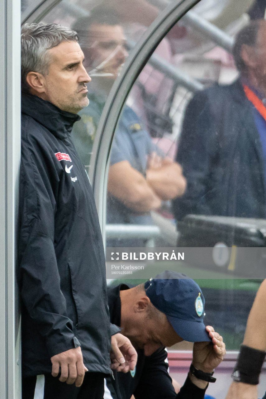 AFC Eskilstunas tränare Nemanja Miljanovic deppar i slutet