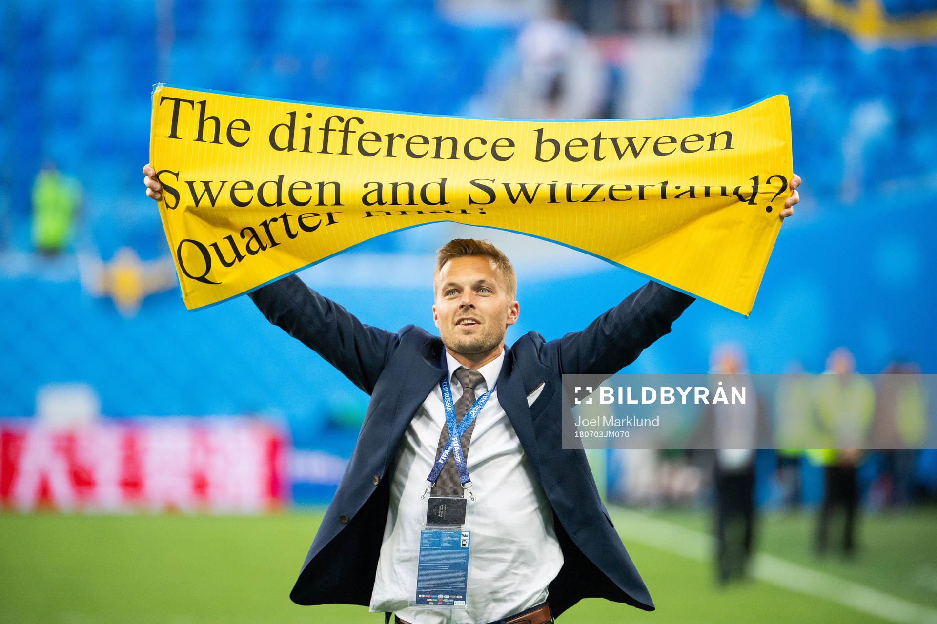 Sebastian Larsson of Sweden with a sign as he celebrate