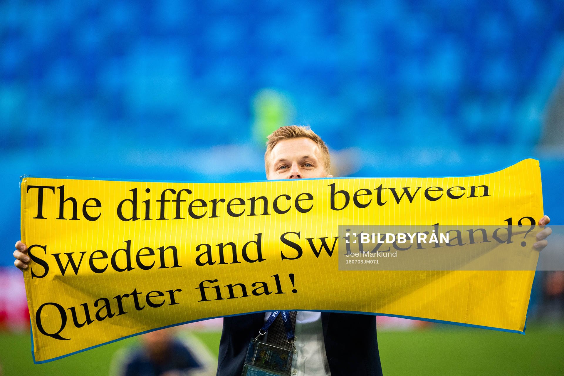 Sebastian Larsson of Sweden with a sign as he celebrate