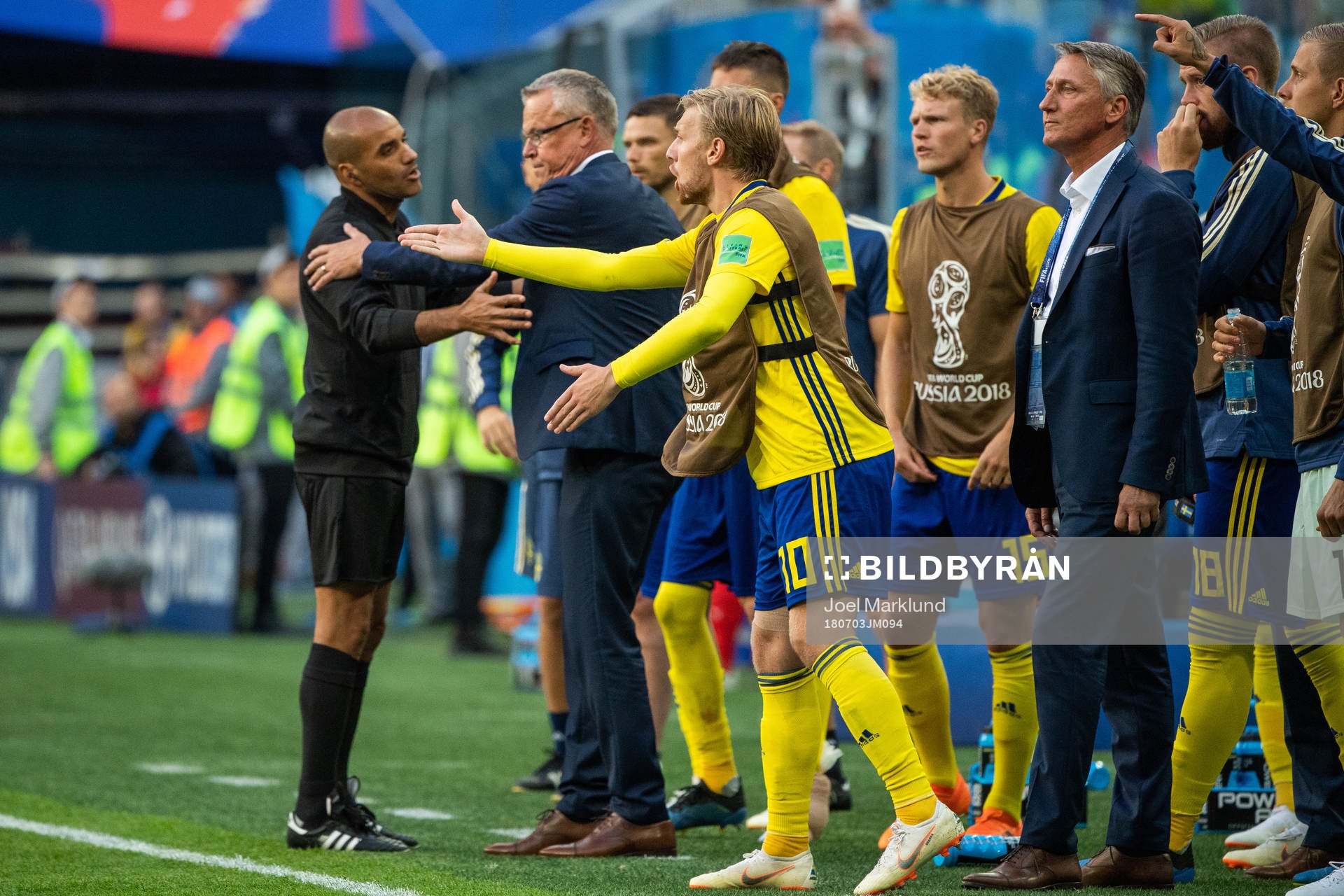 Emil Forsberg of Sweden reacts
