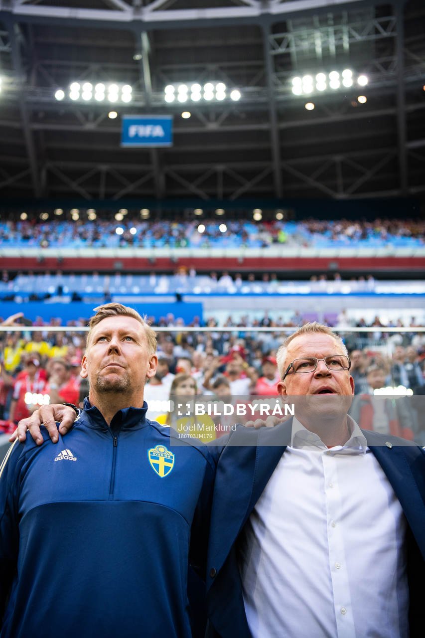 Assistant coach Peter Wettergren and head coach Janne