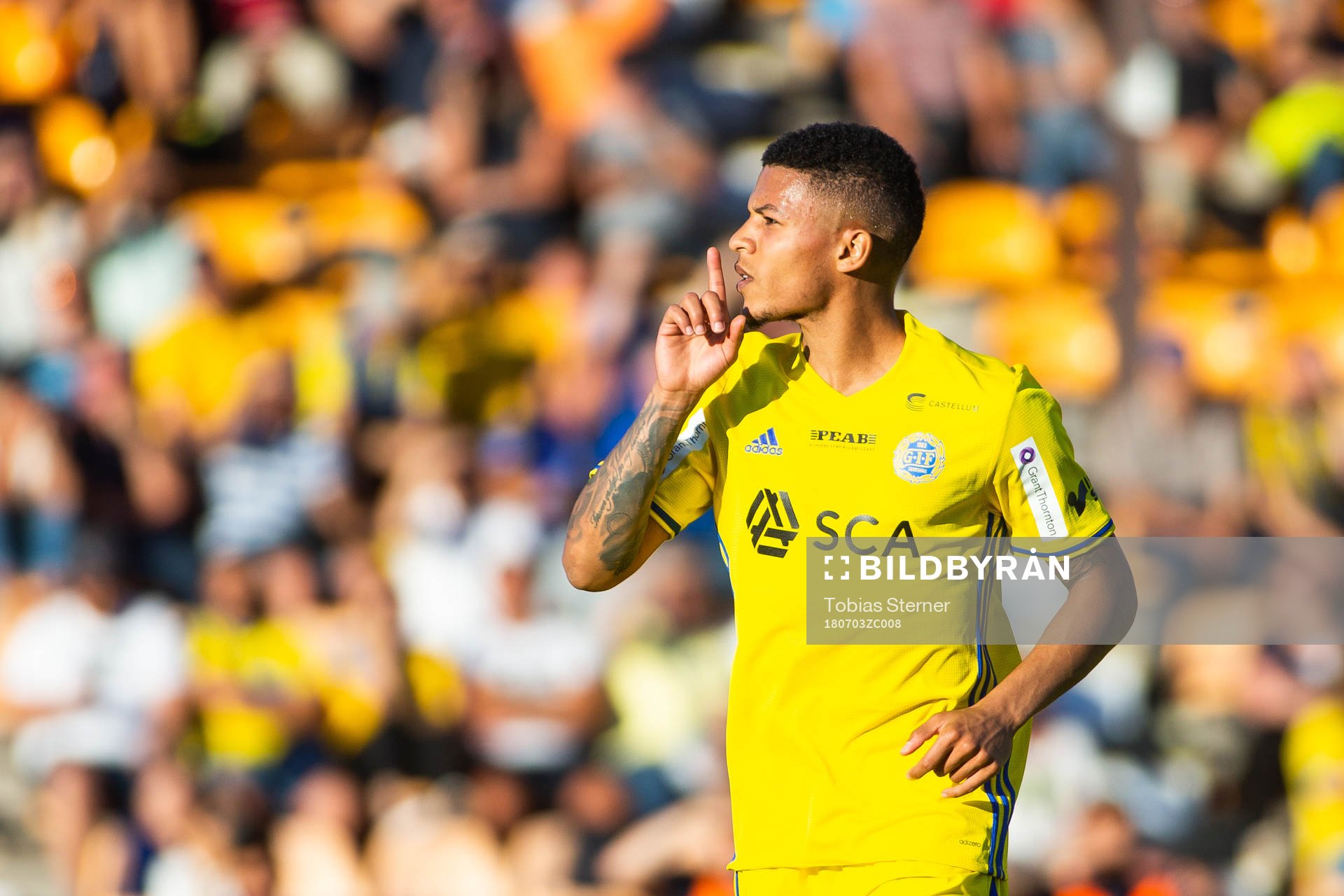 Sundsvalls Romain Gall jublar