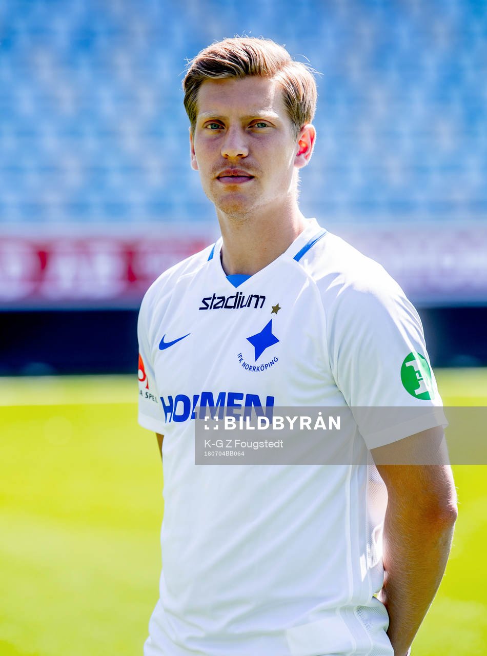 IFK Norrköping presenterar nye spelaren Alexander Fransson