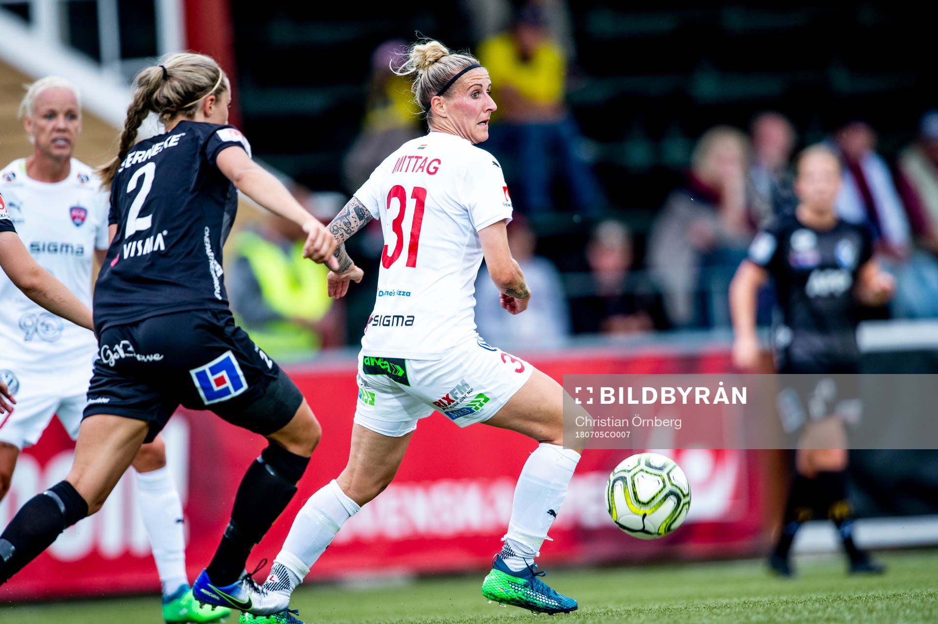 Rosengårds Anja Mittag mot Växjös Elin Karlsson