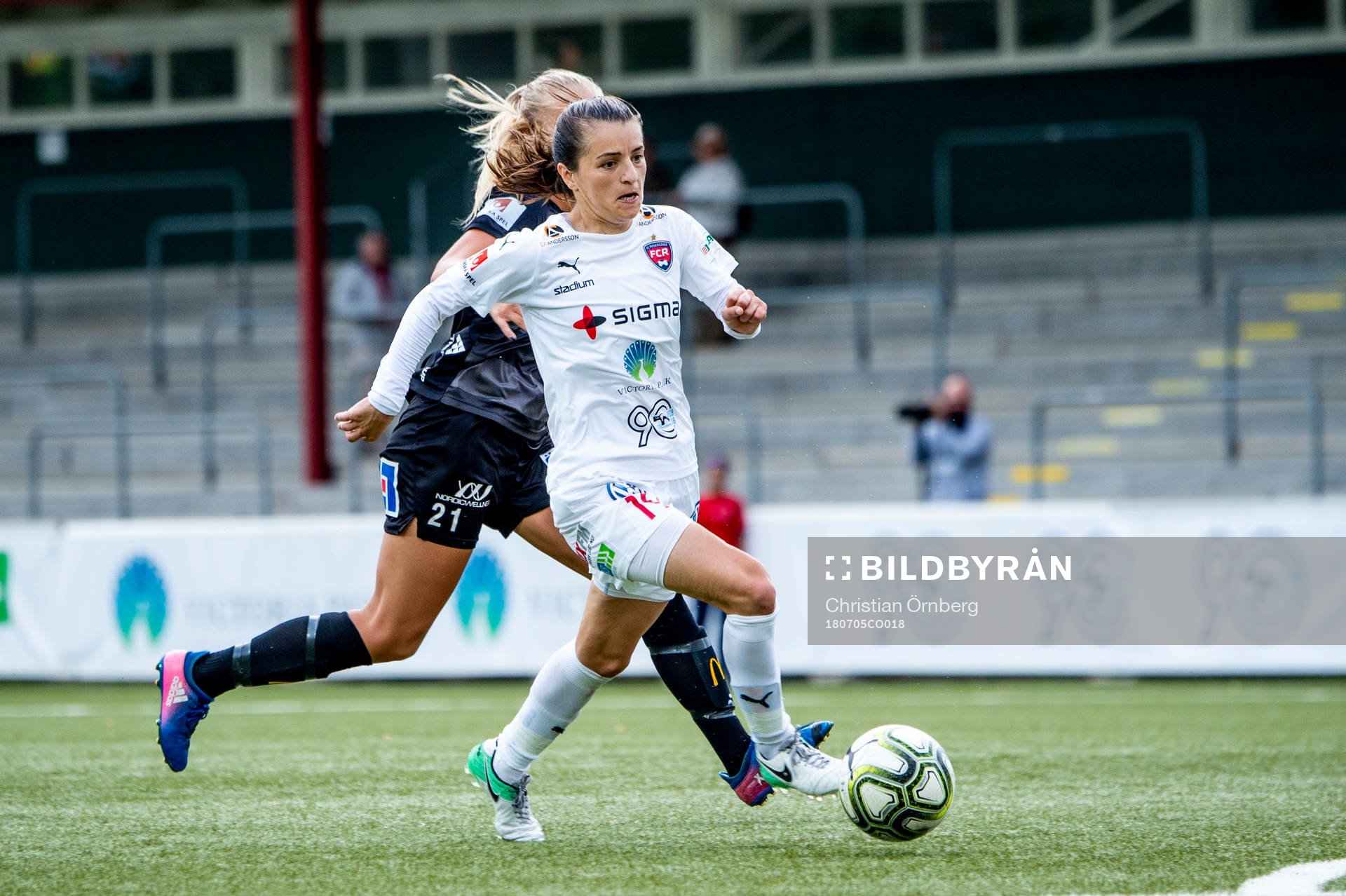 Rosengårds Iva Landeka mot Växjös Stina Lennartsson