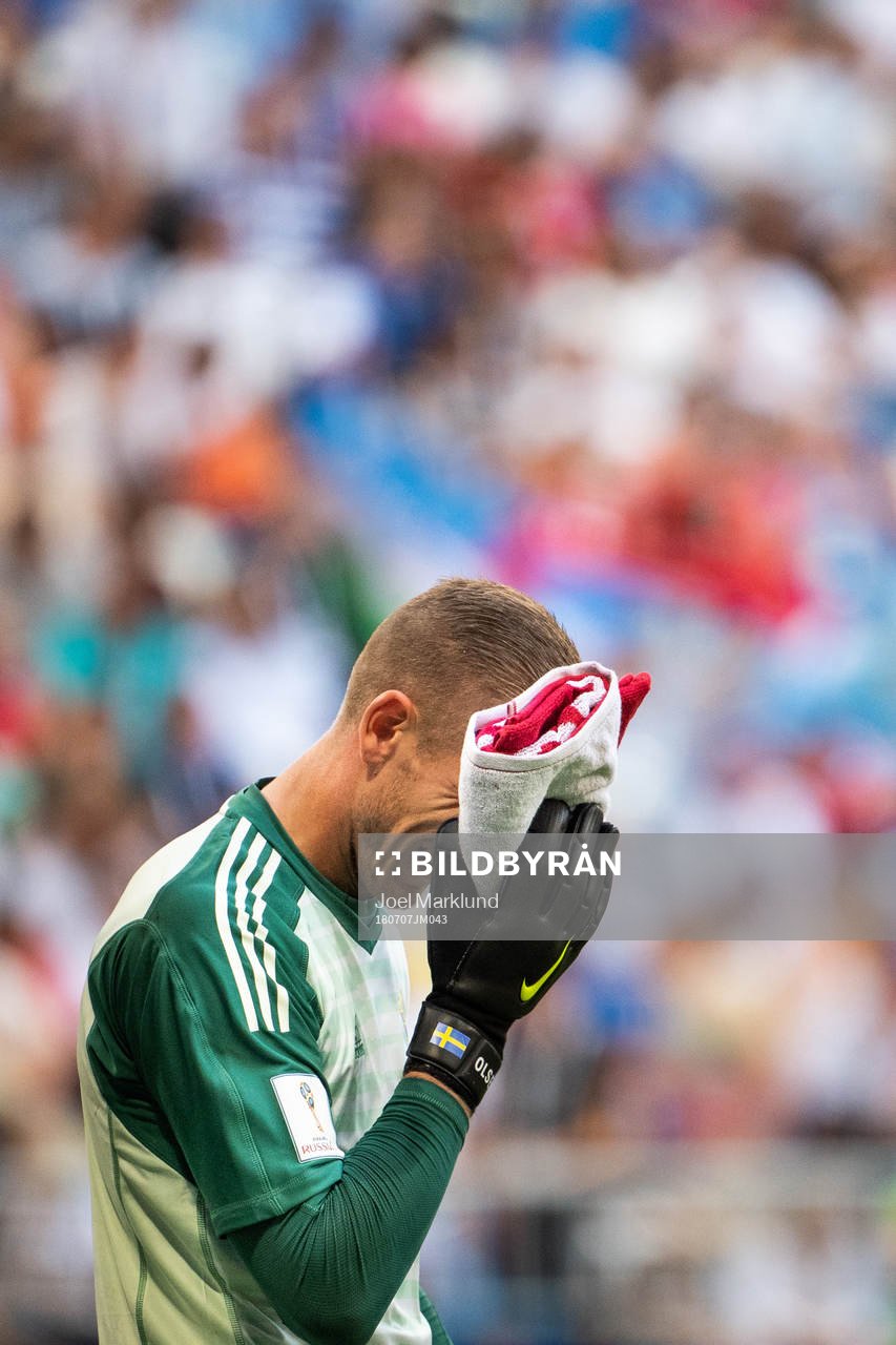 Goalkeeper Robin Olsen of Sweden looks dejected