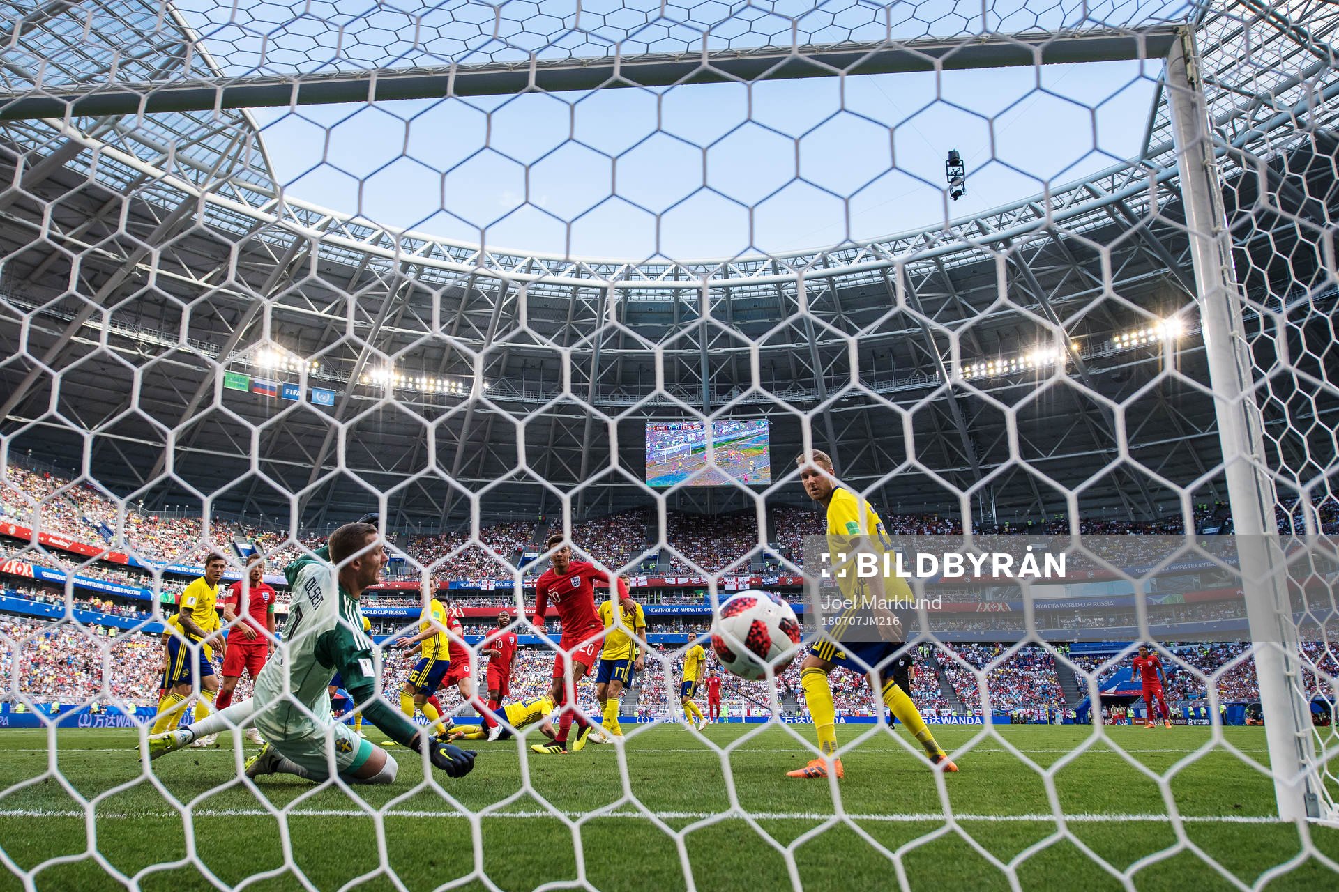 Harry Maguire of England scores 0-1 behind goalkeeper Robin