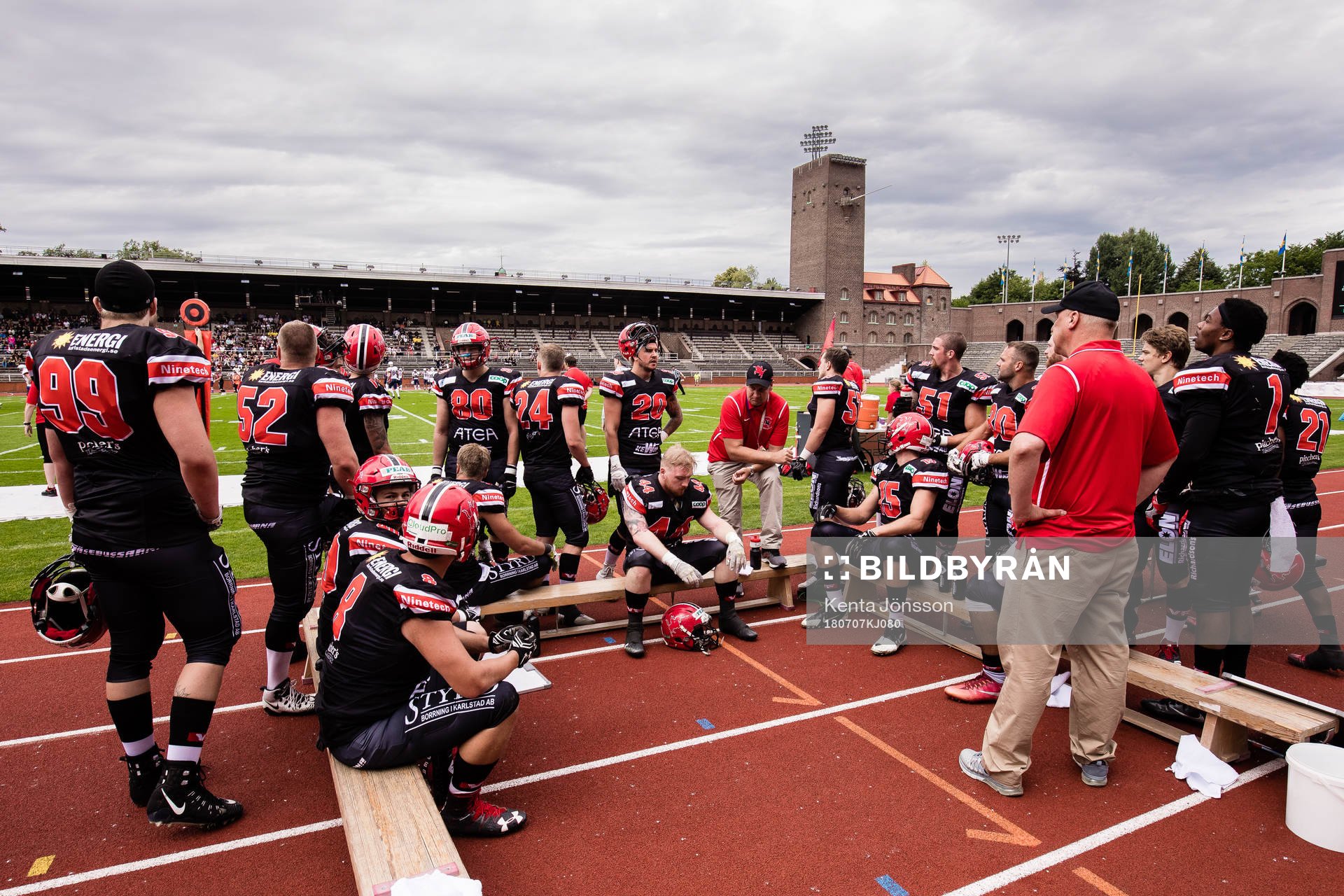 Carlstad Crusaders spelare deppar på avbytarbänken