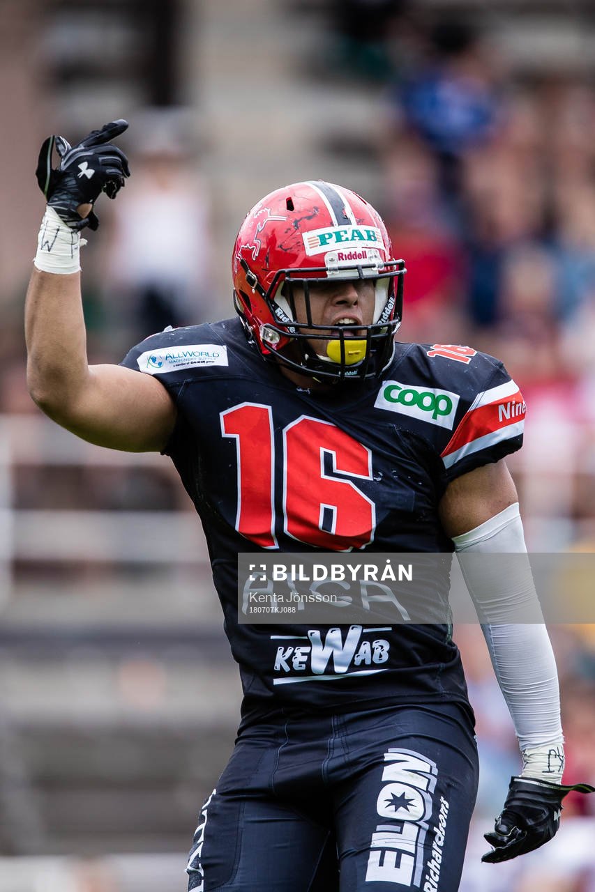 Carlstad Crusaders Josh Hill jublar