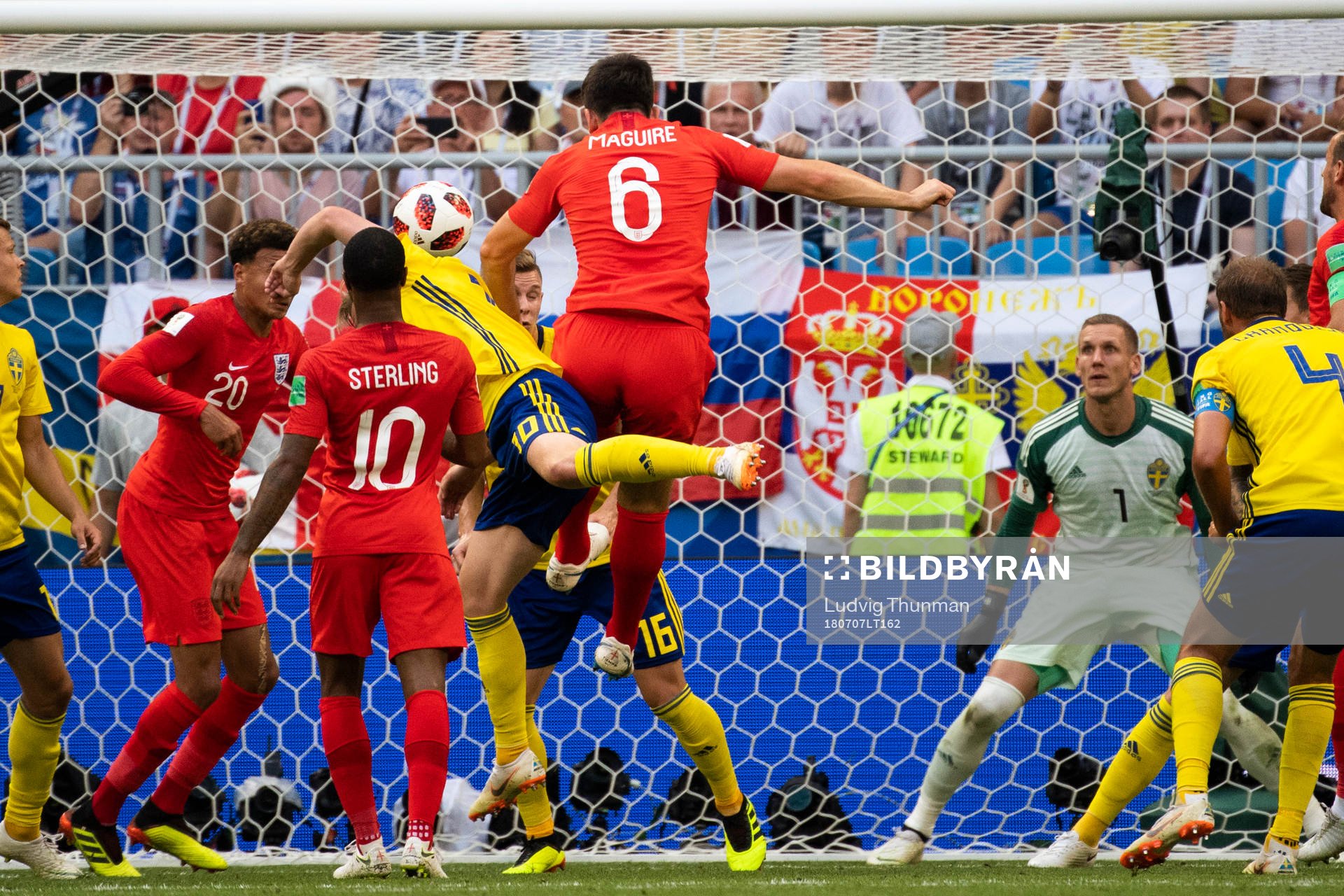 Harry Maguire of England scores 0-1