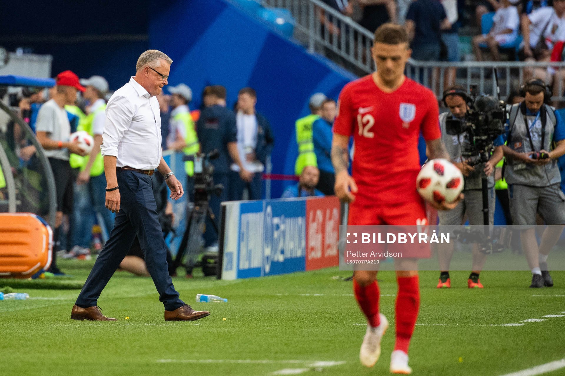 head coach Janne Andersson of Sweden looks dejected