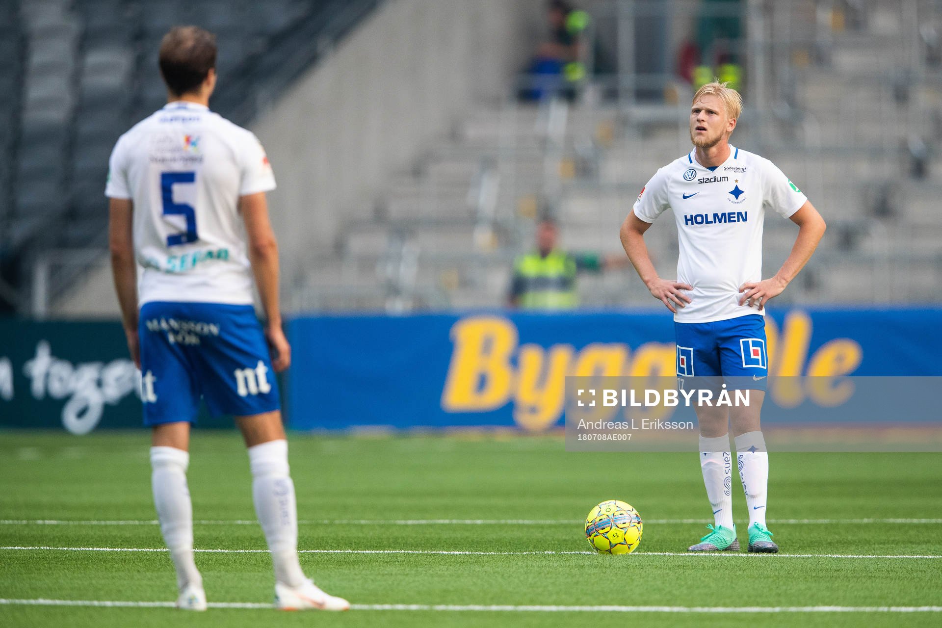 Norrköpings Kalle Holmberg deppar