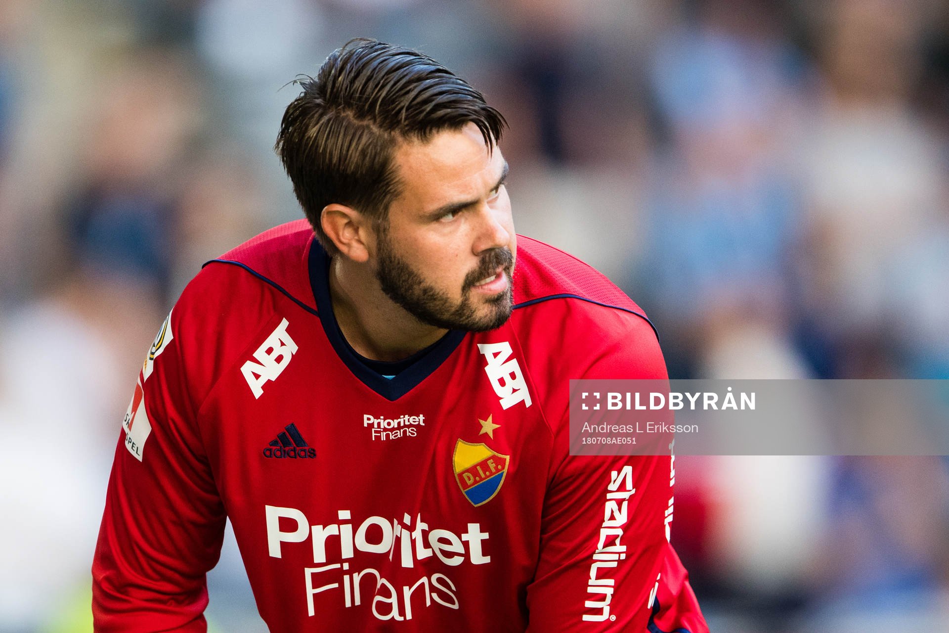 Djurgårdens målvakt Tommi Vaiho deppar