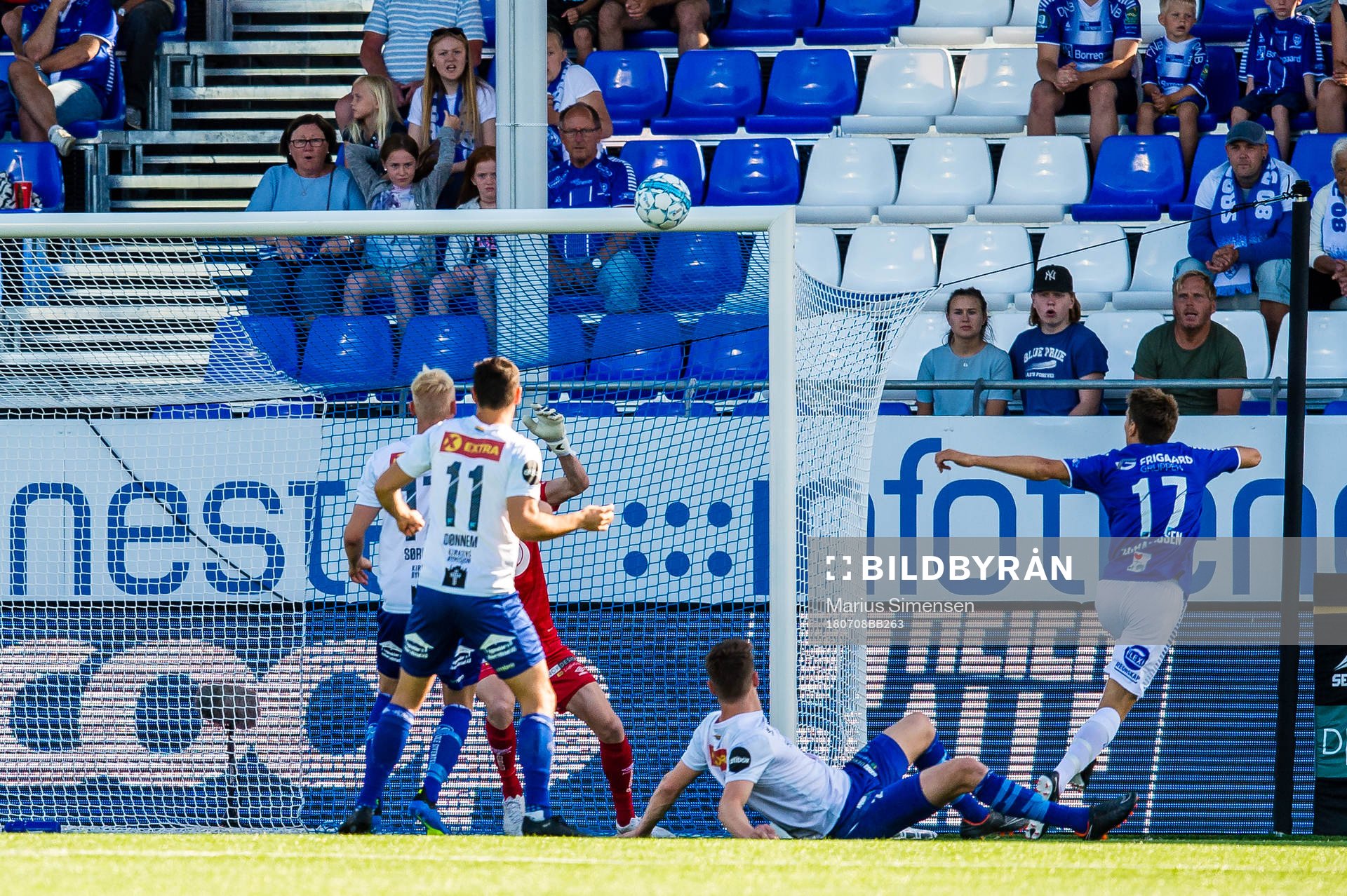 Kristoffer Zachariassen of Sarpsborg 08 scores the 1-0 goal