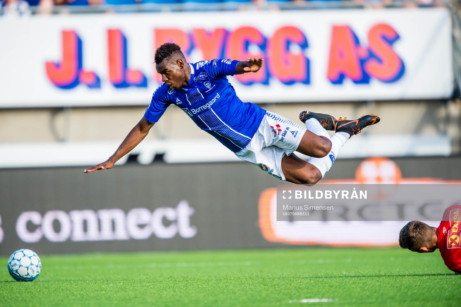 Rashad Muhammed of Sarpsborg 08 and Even Barli of Ranheim