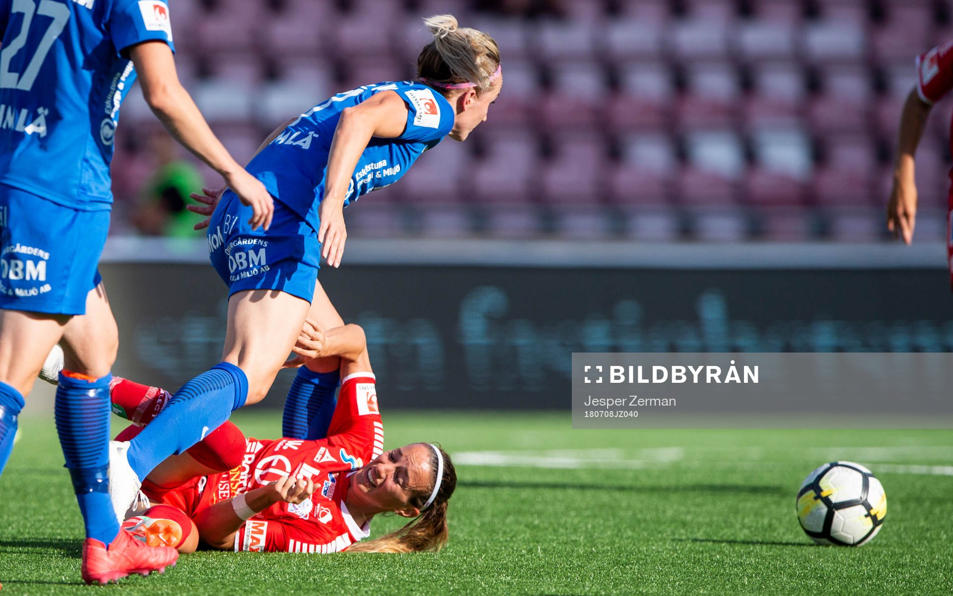 Linköpings Kosovare Asllani blir liggandes