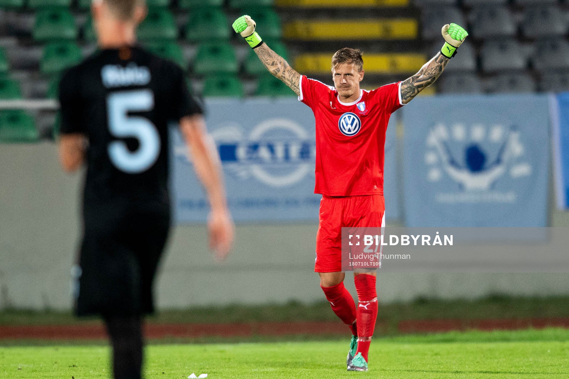 Goalkeeper Johan Dahlin of Malmö FF celebrates after winning the UEFA Champions League qualifying match between FC Drita and Malmö FF on July 10, 2018 in Pristina.