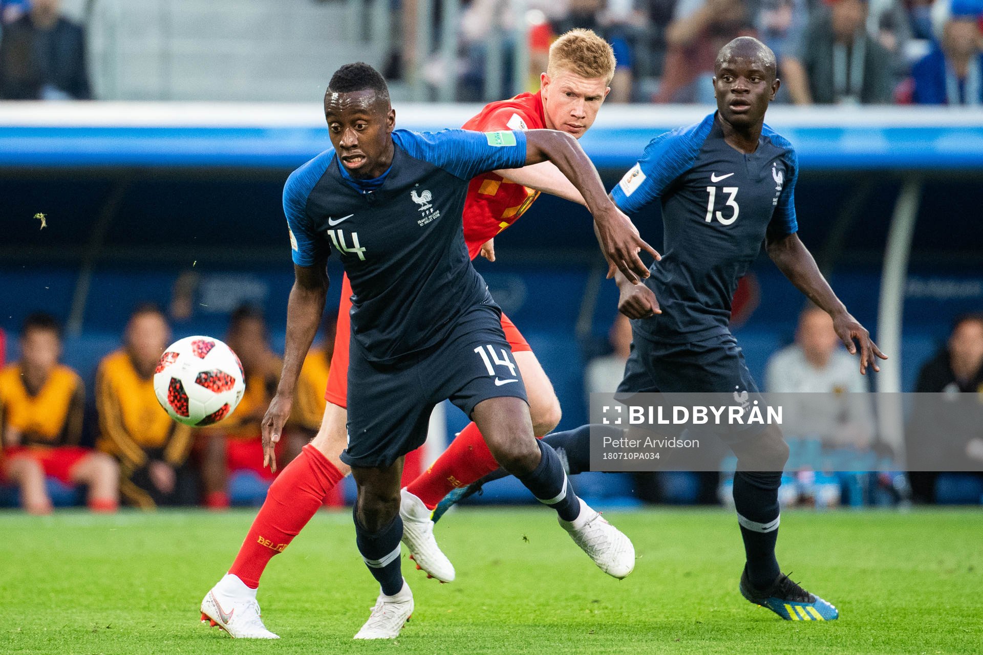 Blaise Matuidi of France and Kevin De Bruyne of Belgium