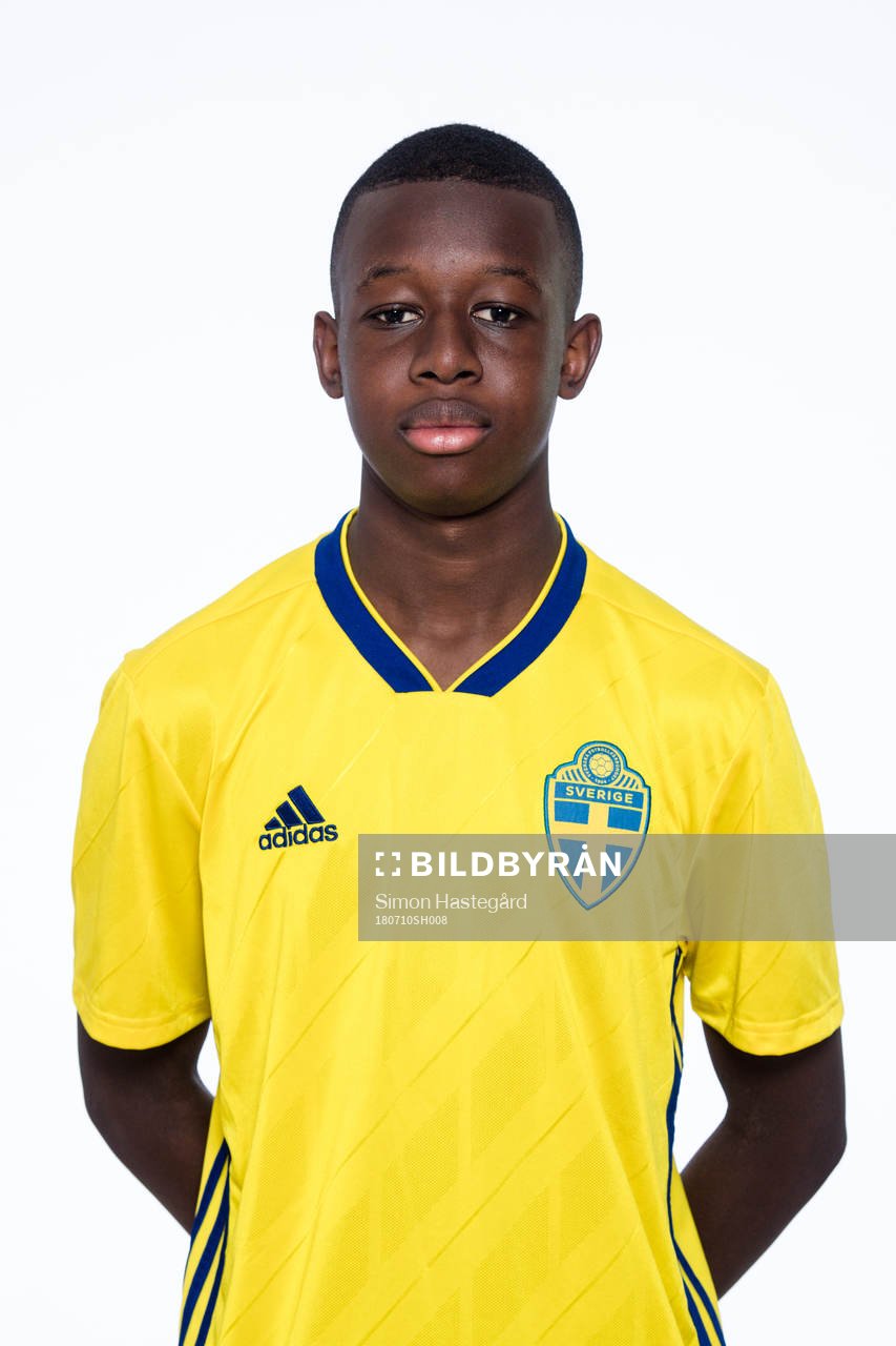 Ousman Njie i P17-landslaget