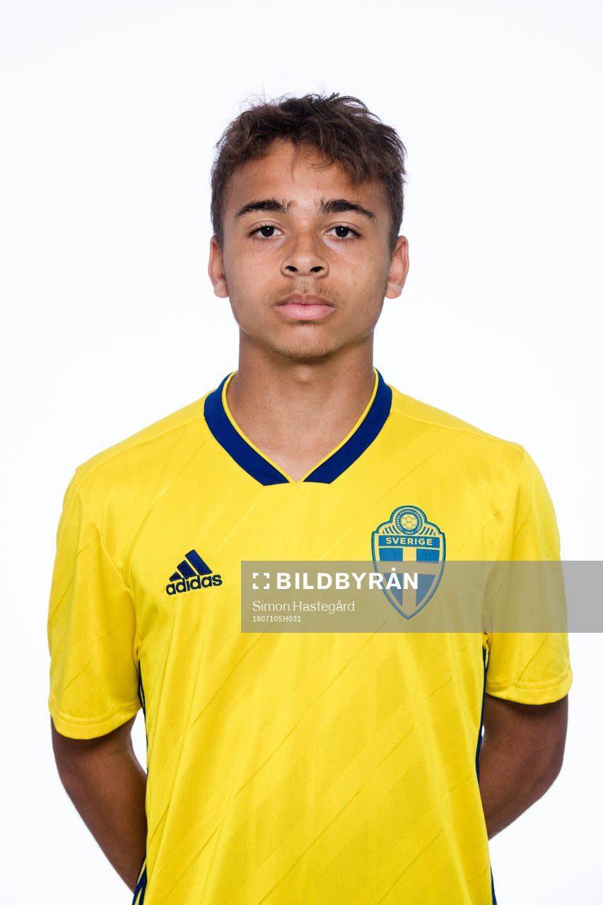 Niklas Persson i P17-landslaget