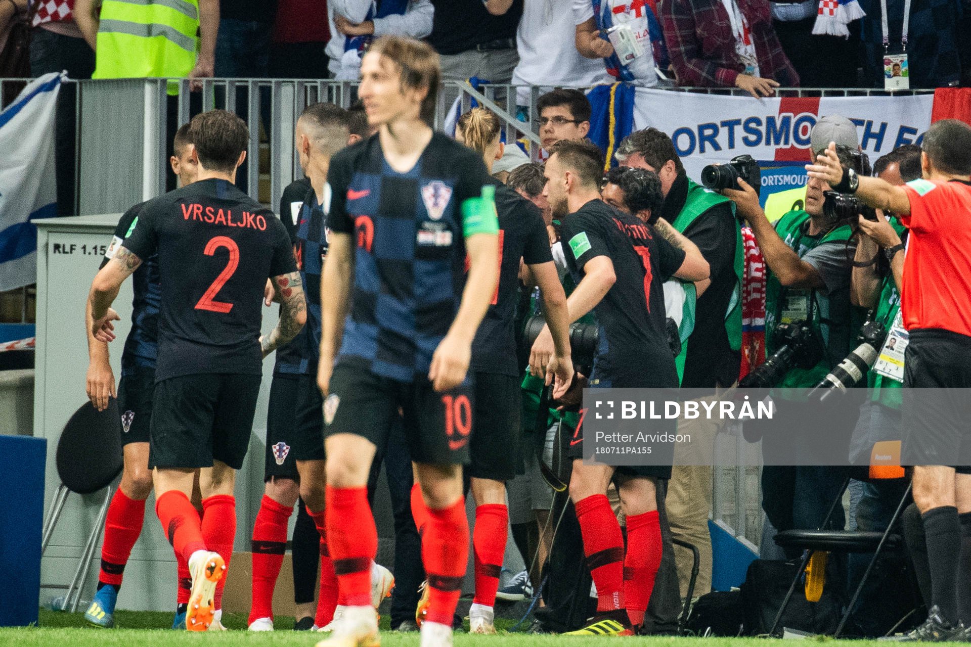 Mario Mandzukic of Croatia celebrate with team mates
