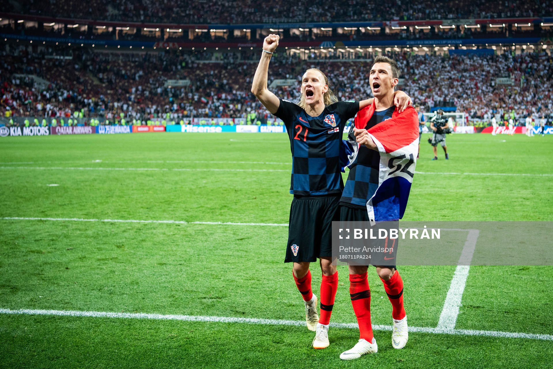 Domagoj Vida and Mario Mandzukic of Croatia celebrate