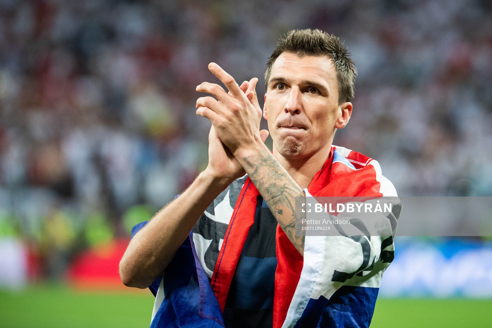 Mario Mandzukic of Croatia celebrate