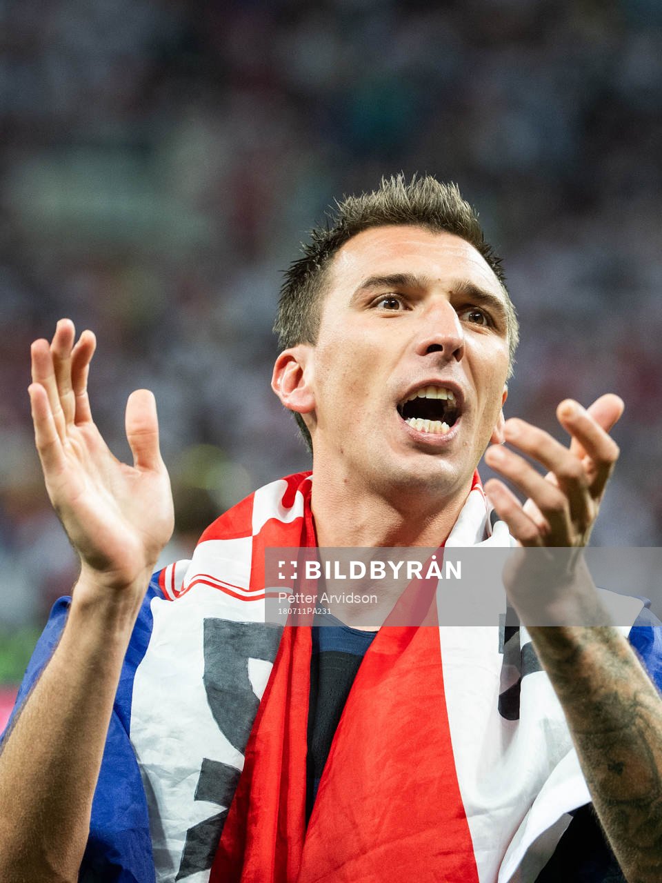 Mario Mandzukic of Croatia celebrate