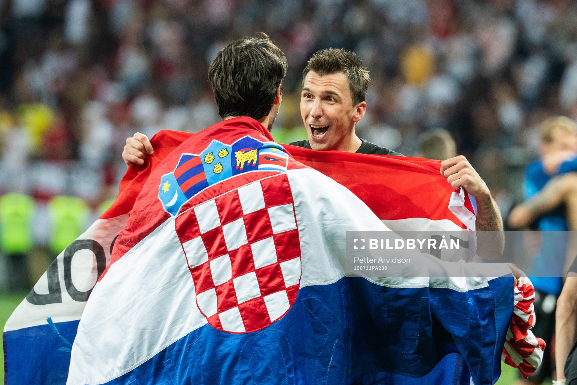 Mario Mandzukic of Croatia celebrate
