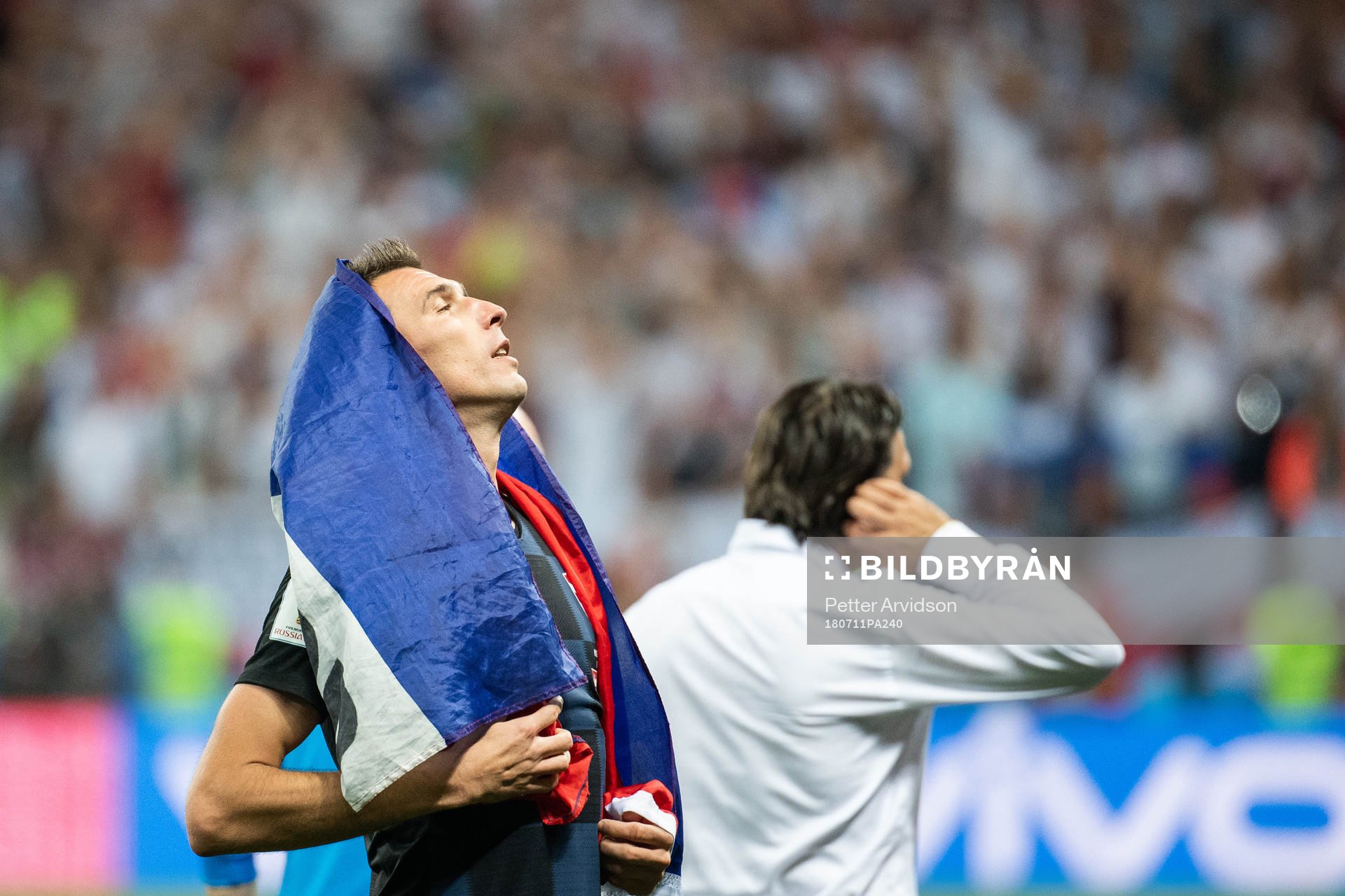 Mario Mandzukic of Croatia celebrate
