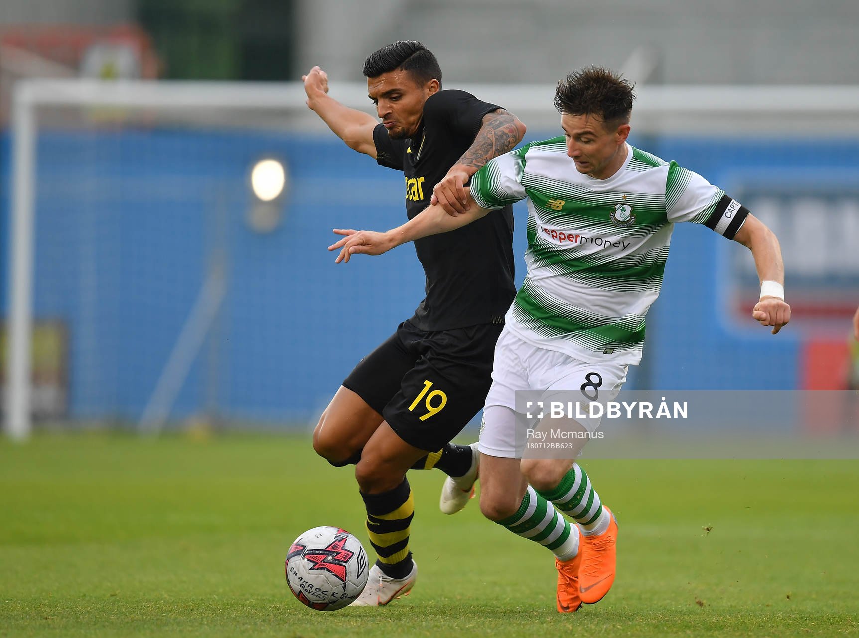 Ronan Finn of Shamrock Rovers in action against Ahmed Yasin