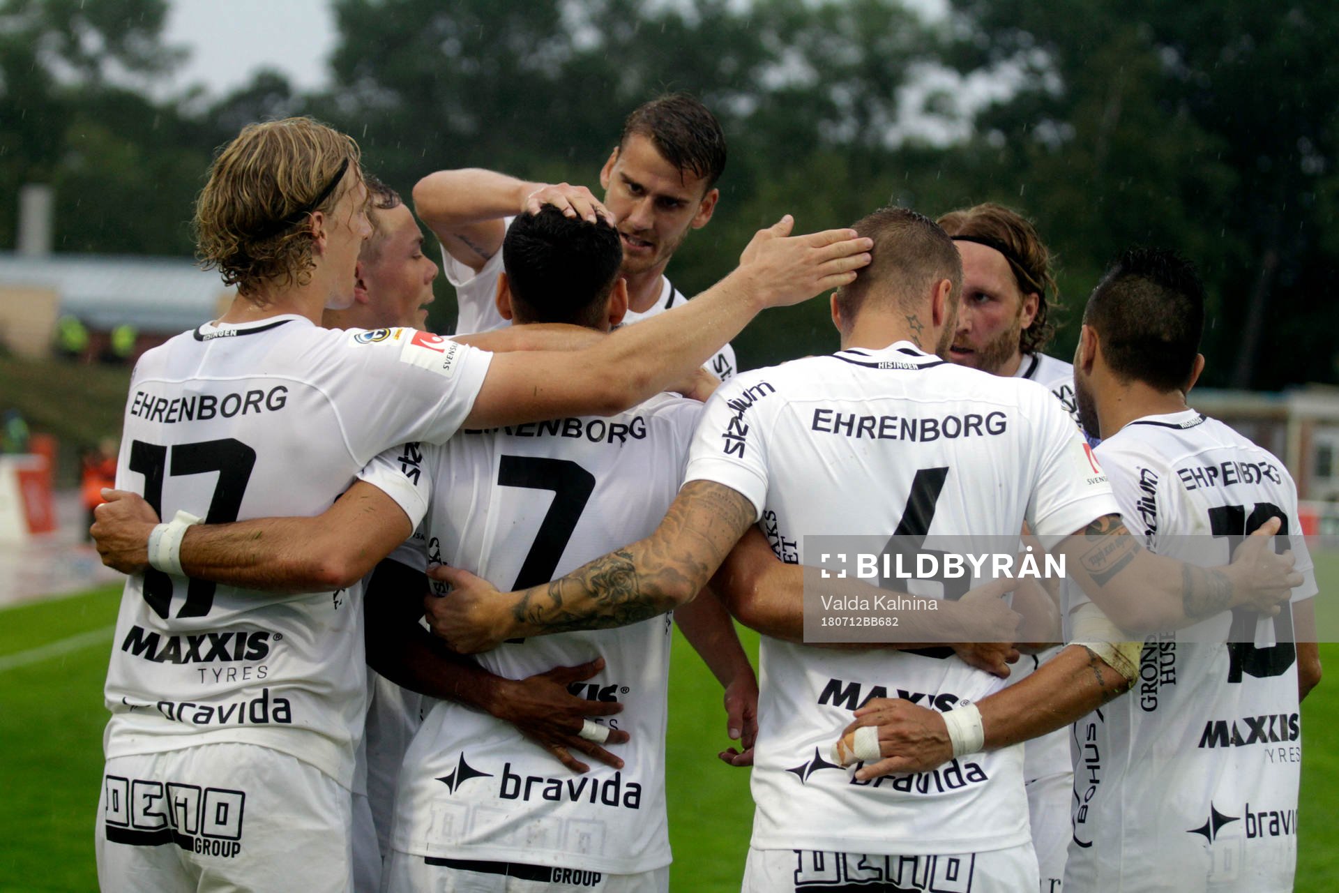Players of Häckens celebrates