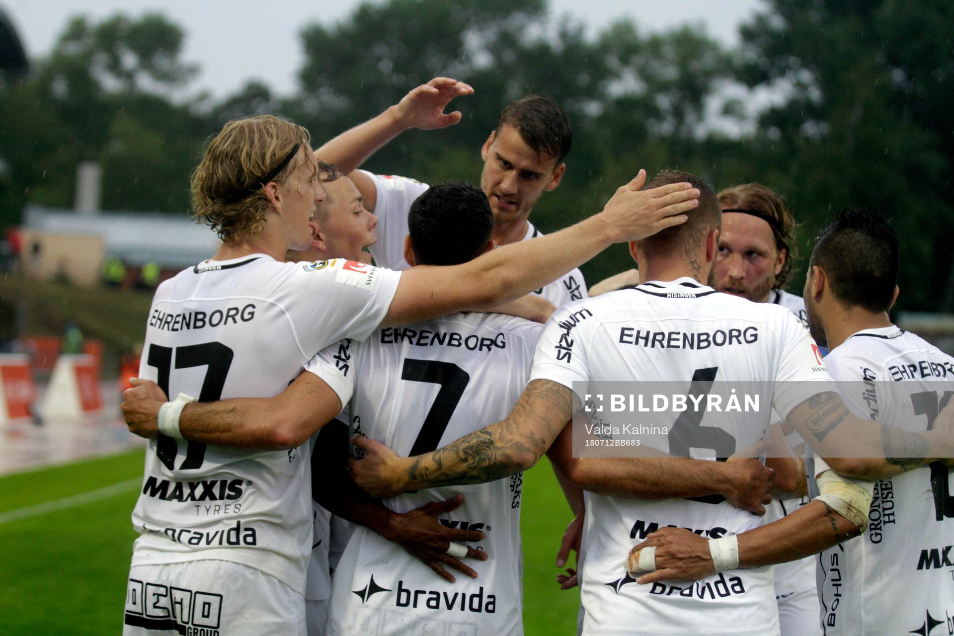 Players of Häckens celebrates