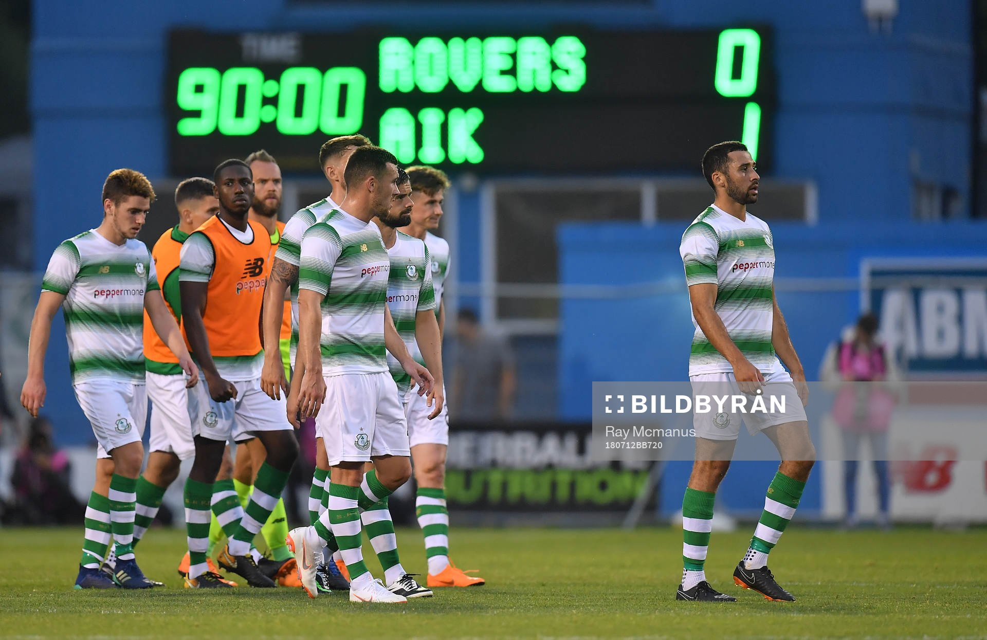 Shamrock Rovers players leave the pitch