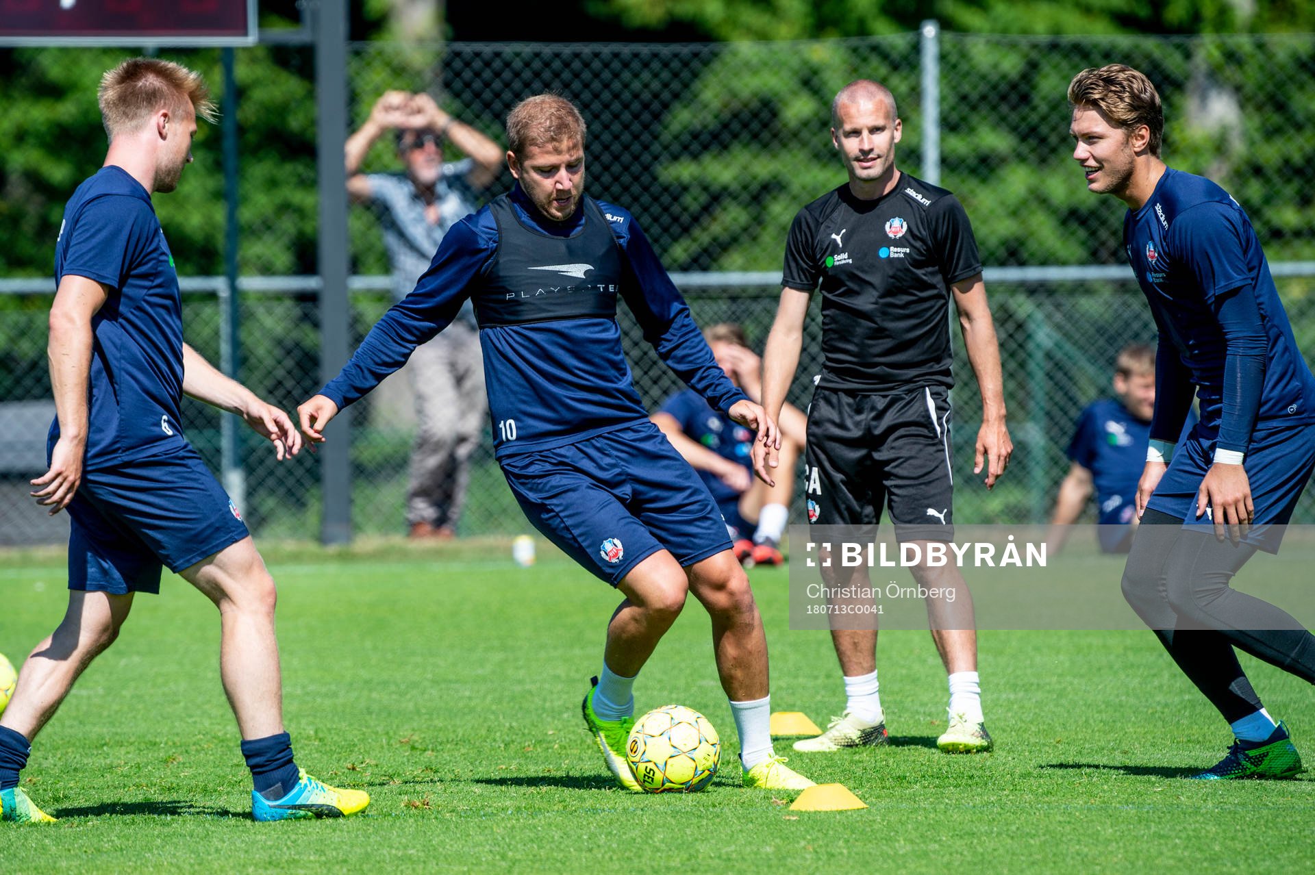 Darijan Bojanic med lagkamraterna