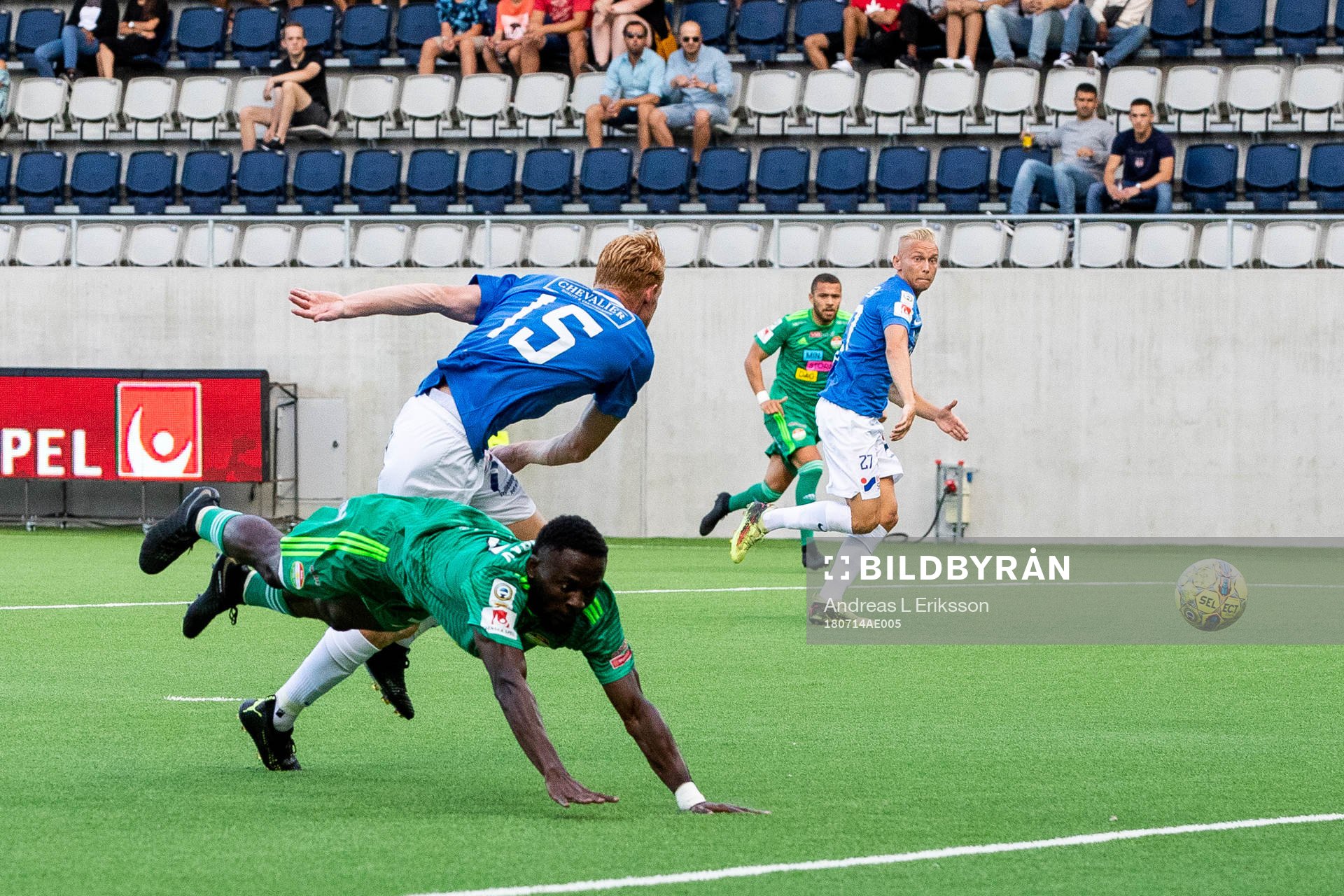 Trelleborgs Lasse Nielsen and Dalkurds Mohamed Buya Turay