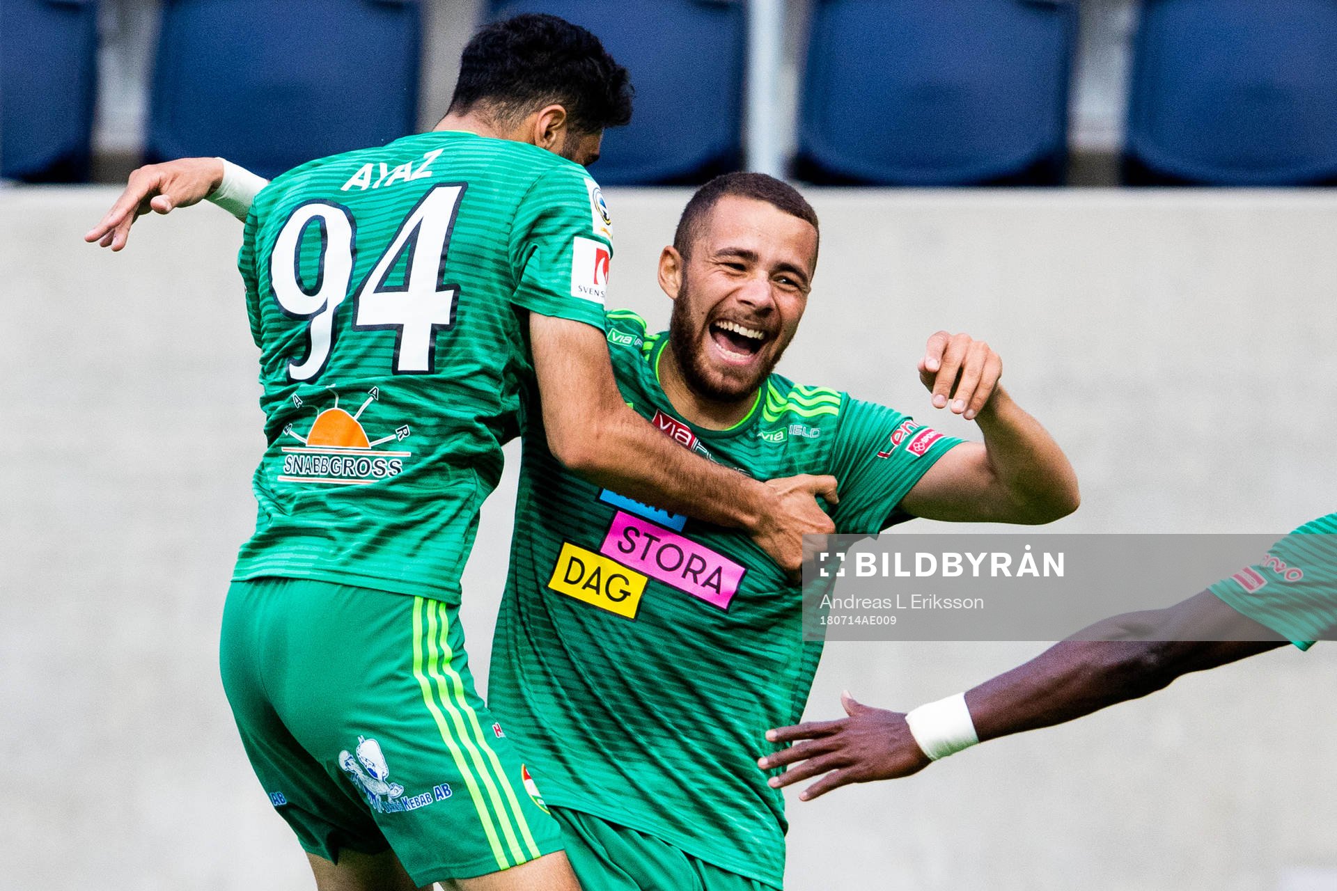 Dalkurds Ferhad Ayaz, Malkolm Moenza och Mohamed Buya Turay
