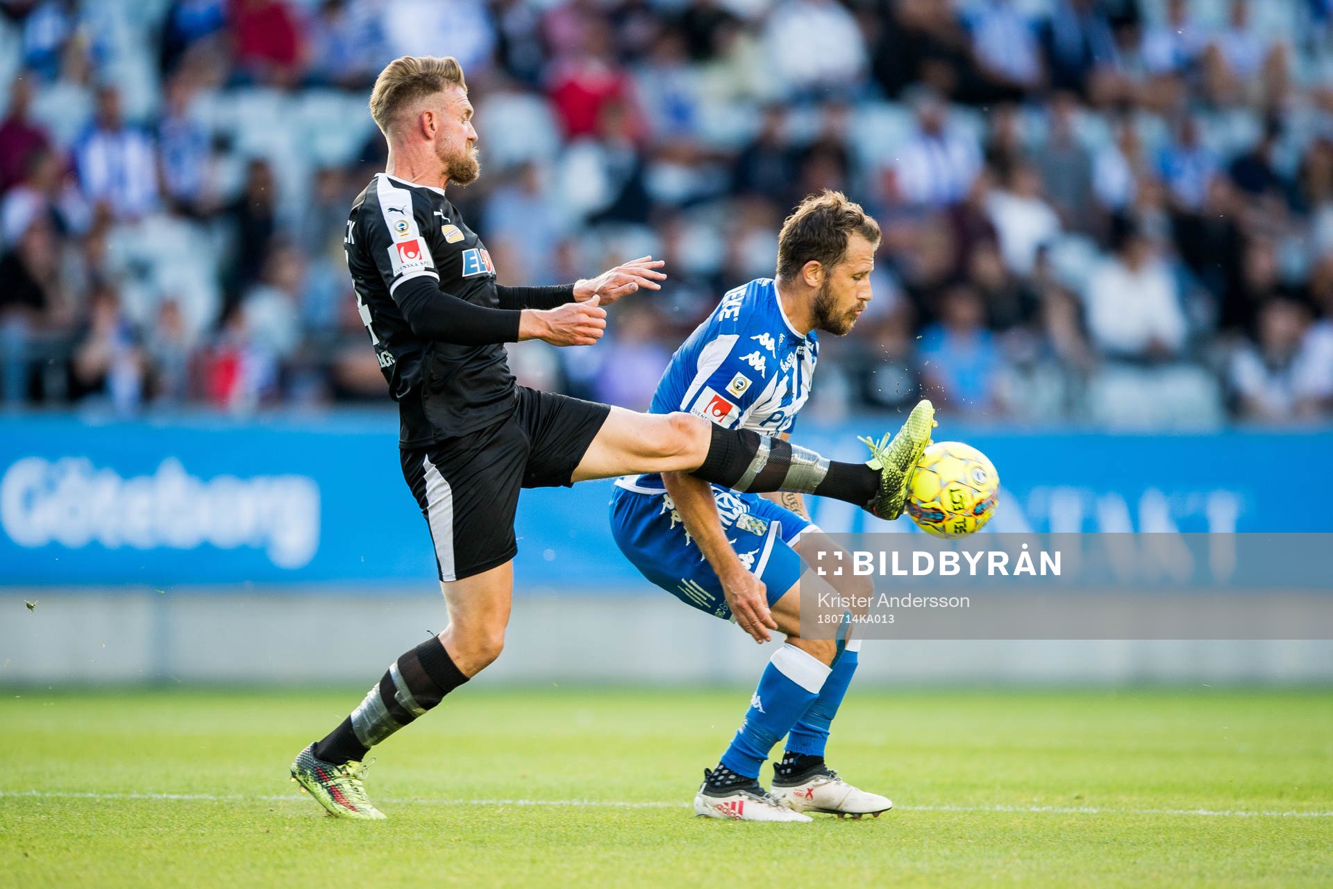 Örebros Michael Almebäck och IFK Göteborgs Tobias Hysén