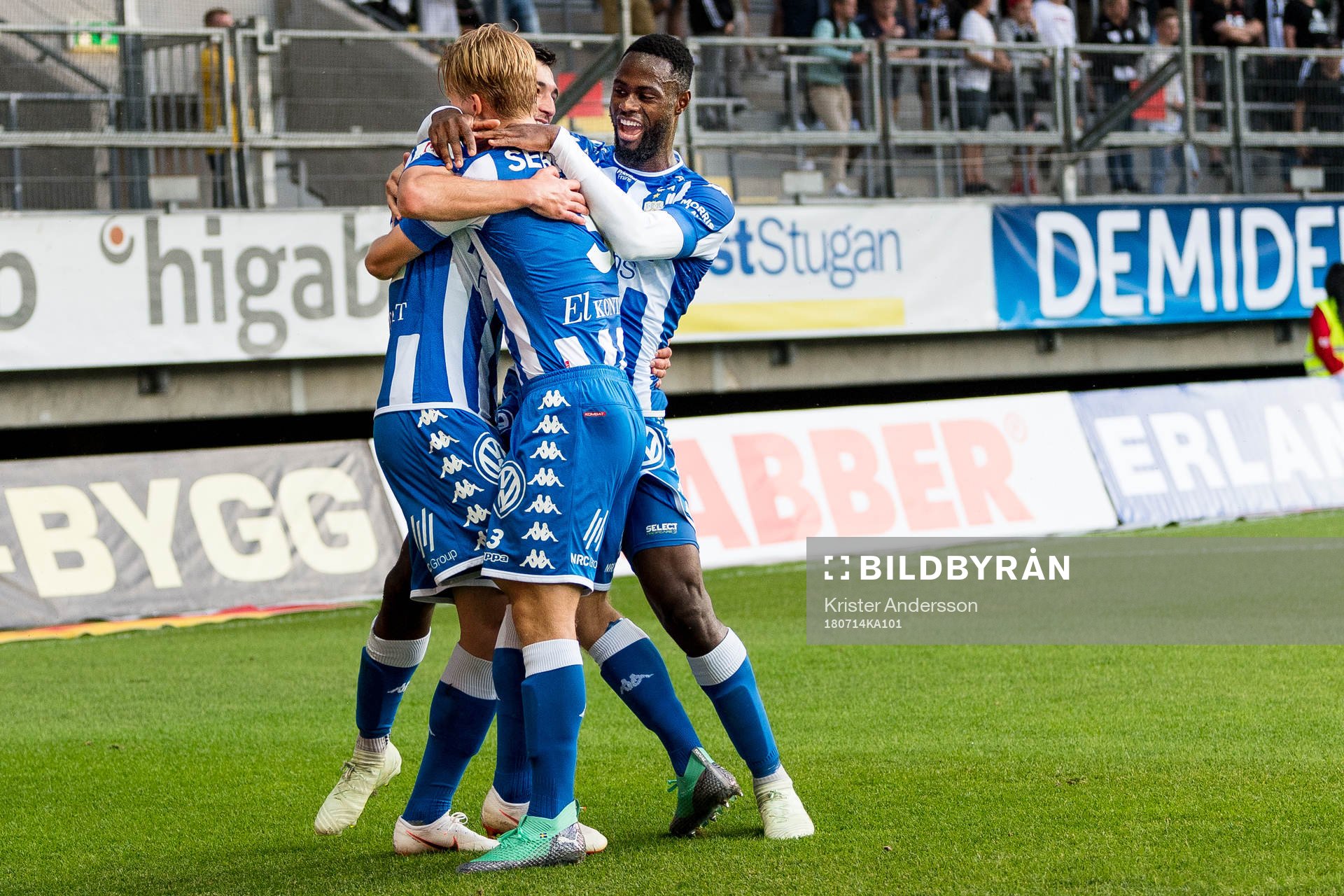IFK Göteborgs spelare jublar